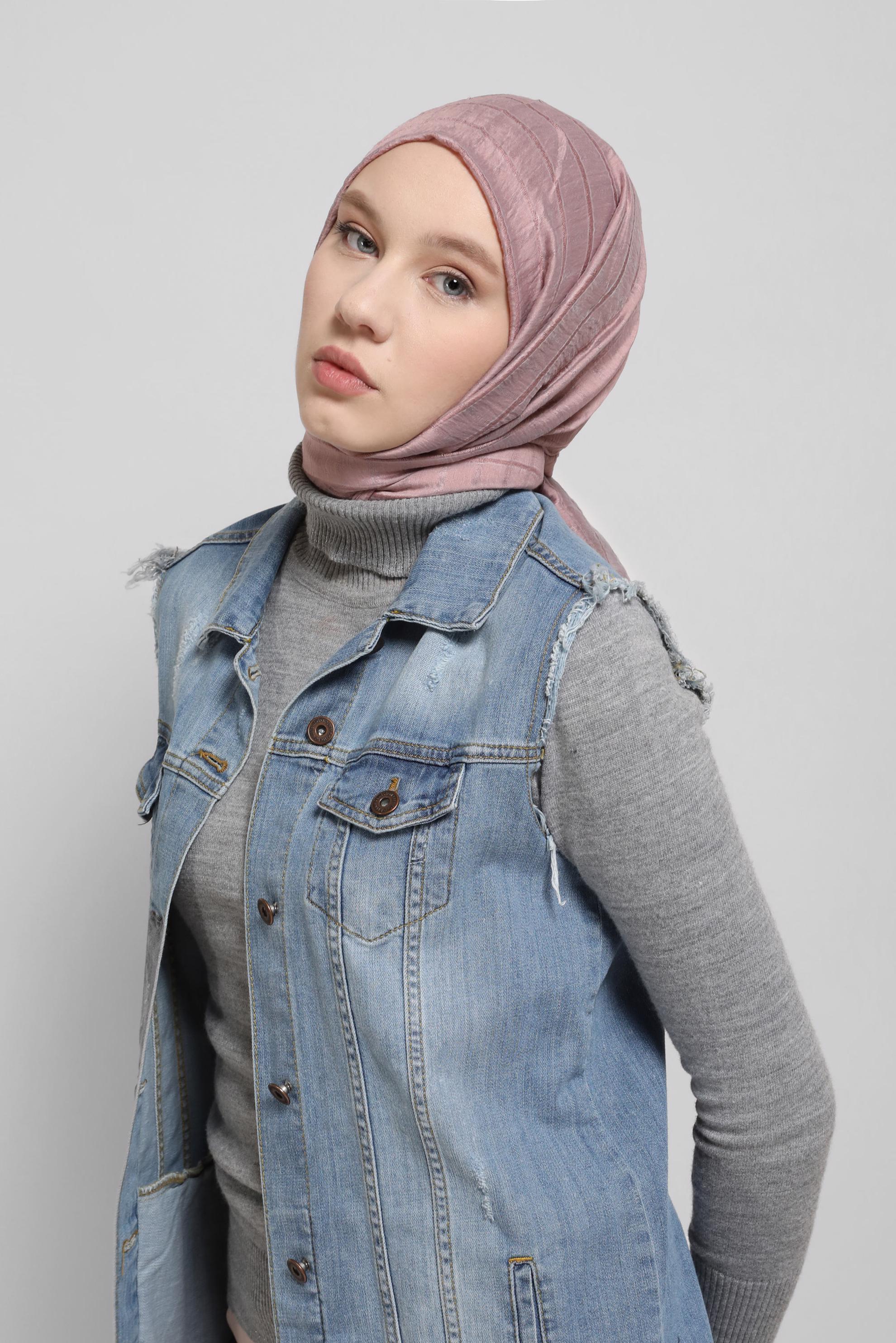 Tesettür giyim PUDRA ALVİNA KARE KUTU ŞAL 8069 