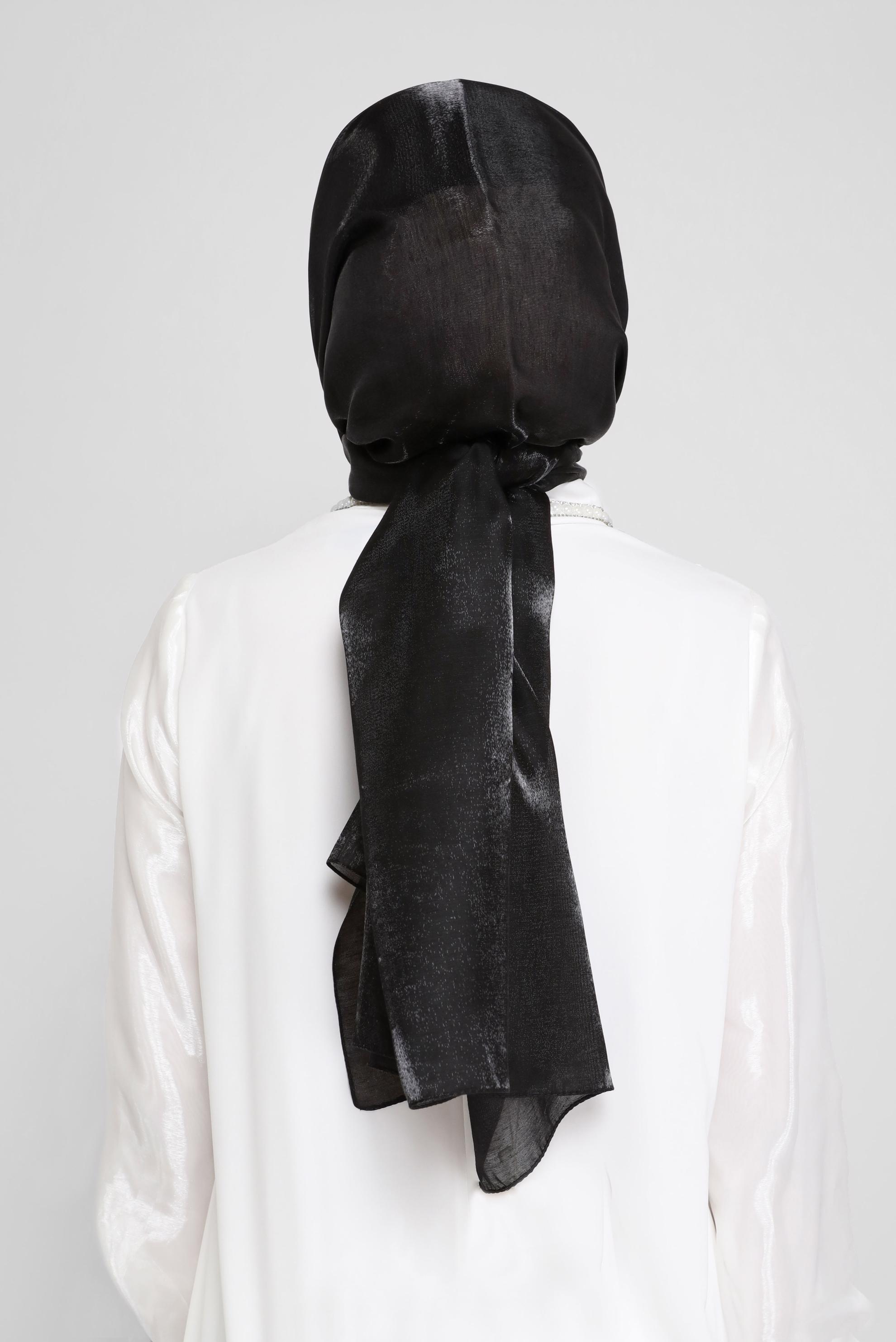 Tesettür giyim SİYAH ALVİNA ŞAL 8076 