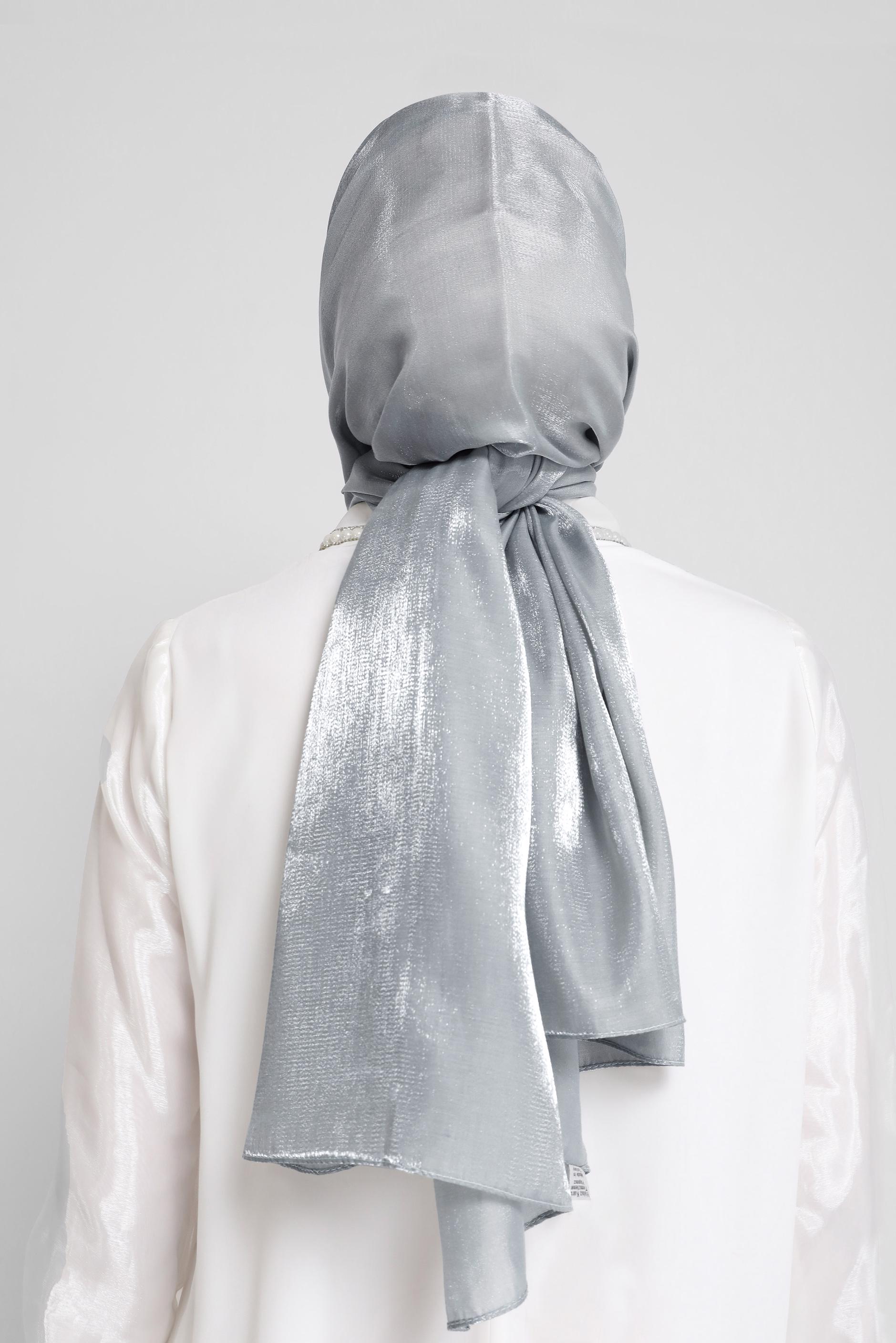 Tesettür giyim GÜMÜŞ ALVİNA ŞAL 8076 