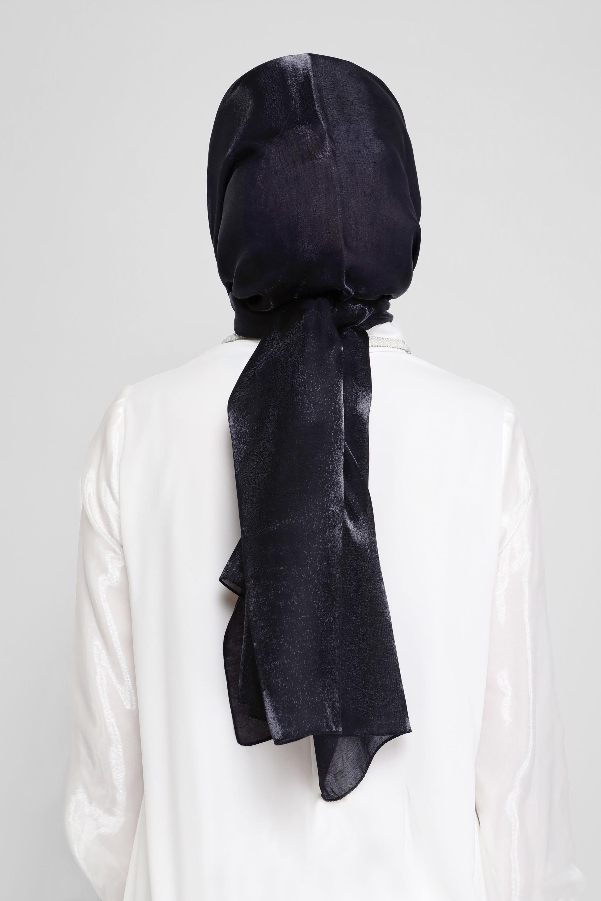 Tesettür giyim LACİVERT ALVİNA ŞAL 8076 