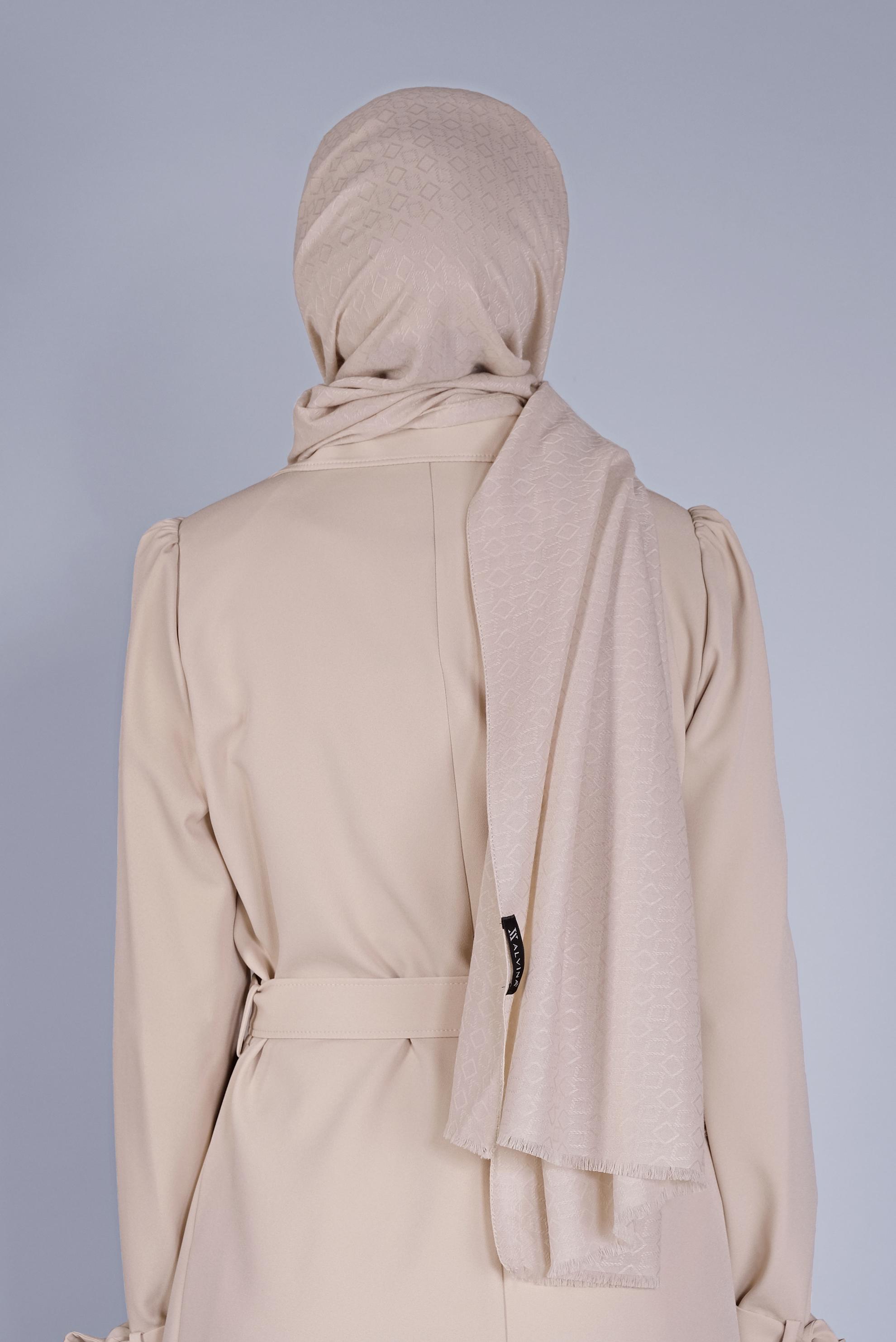 Tesettür giyim BEJ ALVİNA MANOLYA ŞAL 8080 