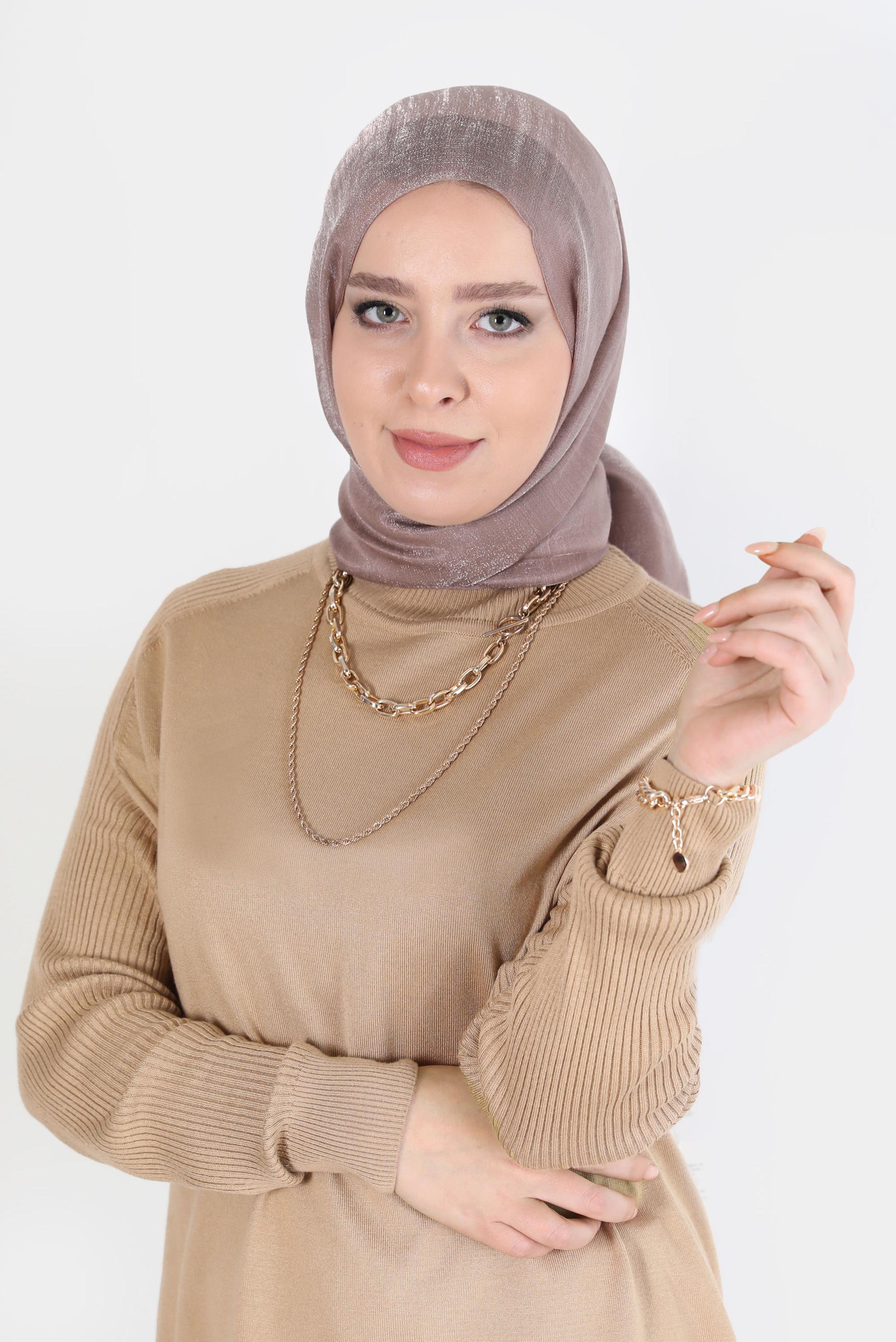 Tesettür giyim BEJ ALVİNA YİRMİ DENYE SARIMLI EFEKTLİ ŞAL 8082 