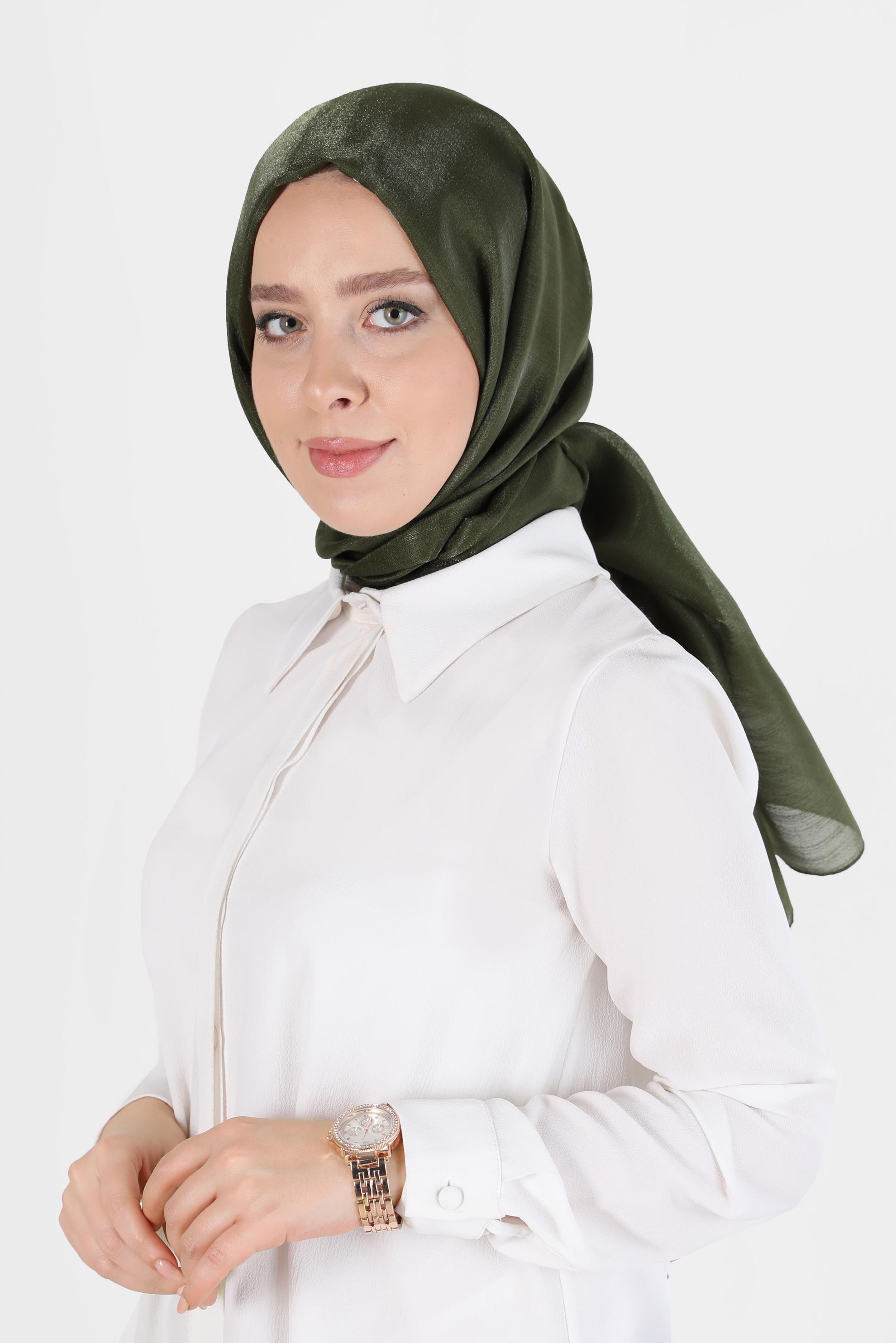 Tesettür giyim HAKİ ALVİNA YİRMİ DENYE SARIMLI EFEKTLİ ŞAL 8082 