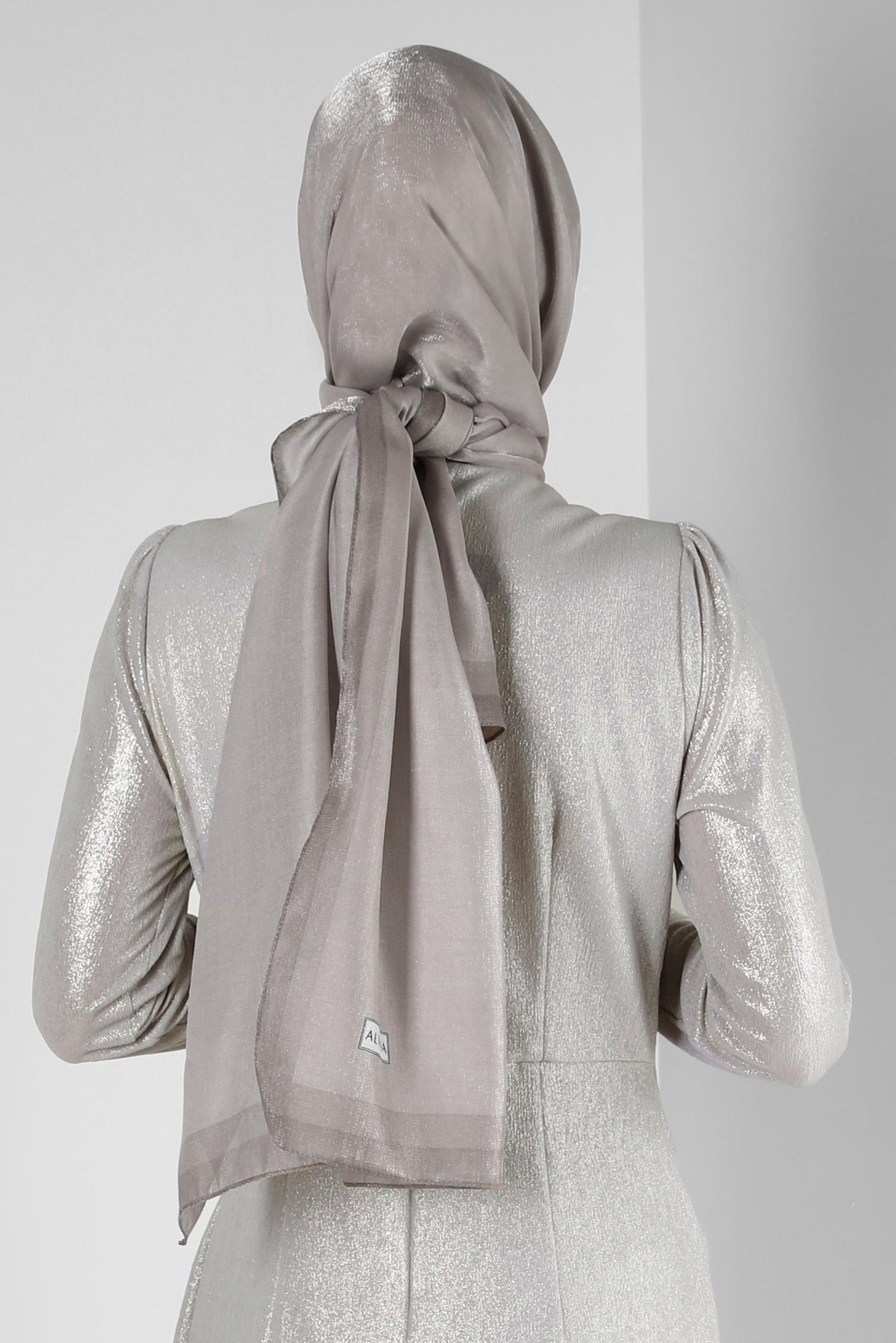 Tesettür giyim BEJ ALVİNA KEHRİBAR ŞAL 8084