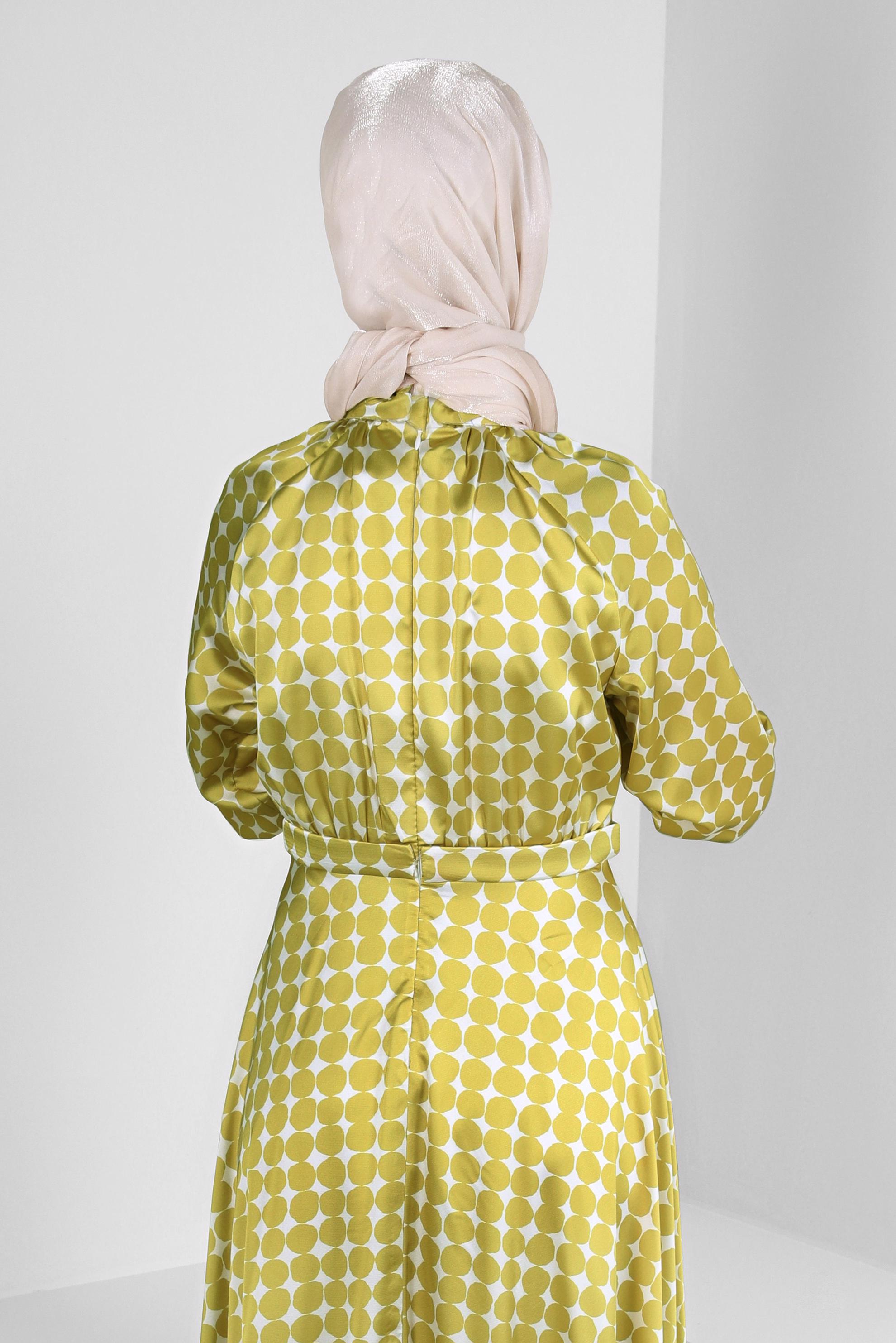 Tesettür giyim BEJ ALVİNA KEHRİBAR ŞAL 8084