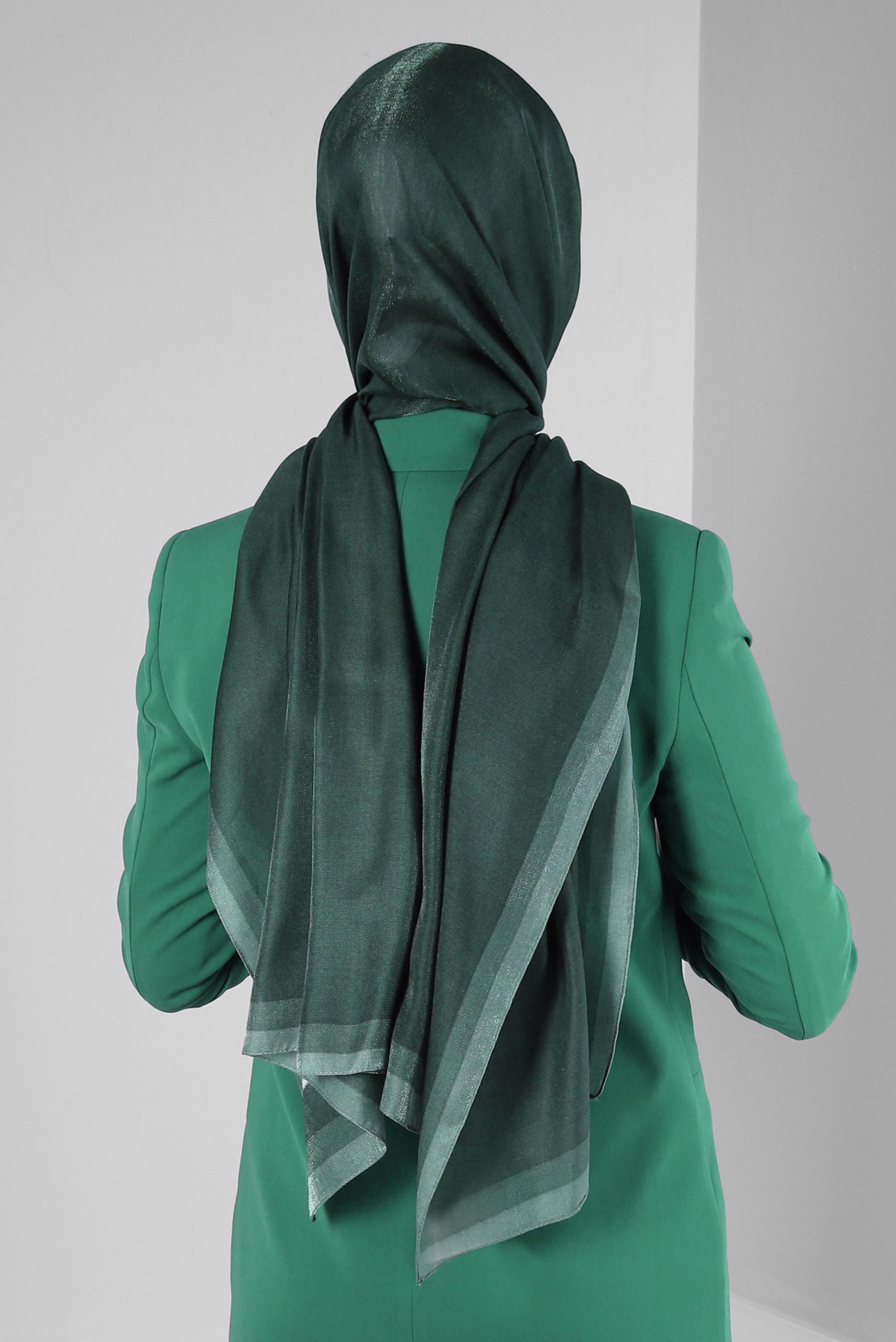 Tesettür giyim YEŞİL ALVİNA KEHRİBAR ŞAL 8084