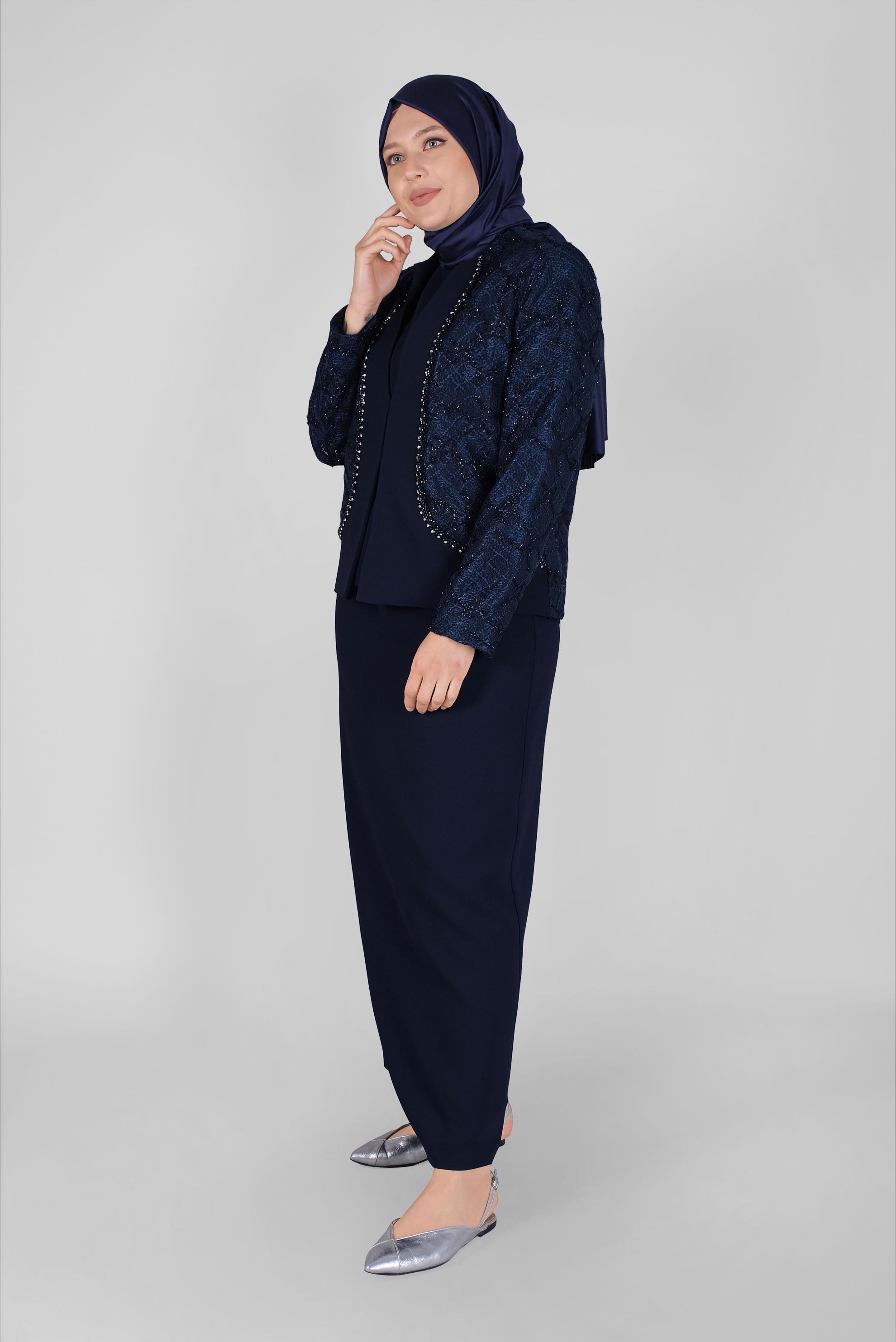 Vêtements hijab BLEU MARINE COSTUME JUPE 3 PIÈCES AVEC DENTELLE DÉTAILLÉ PIERRE 30162
