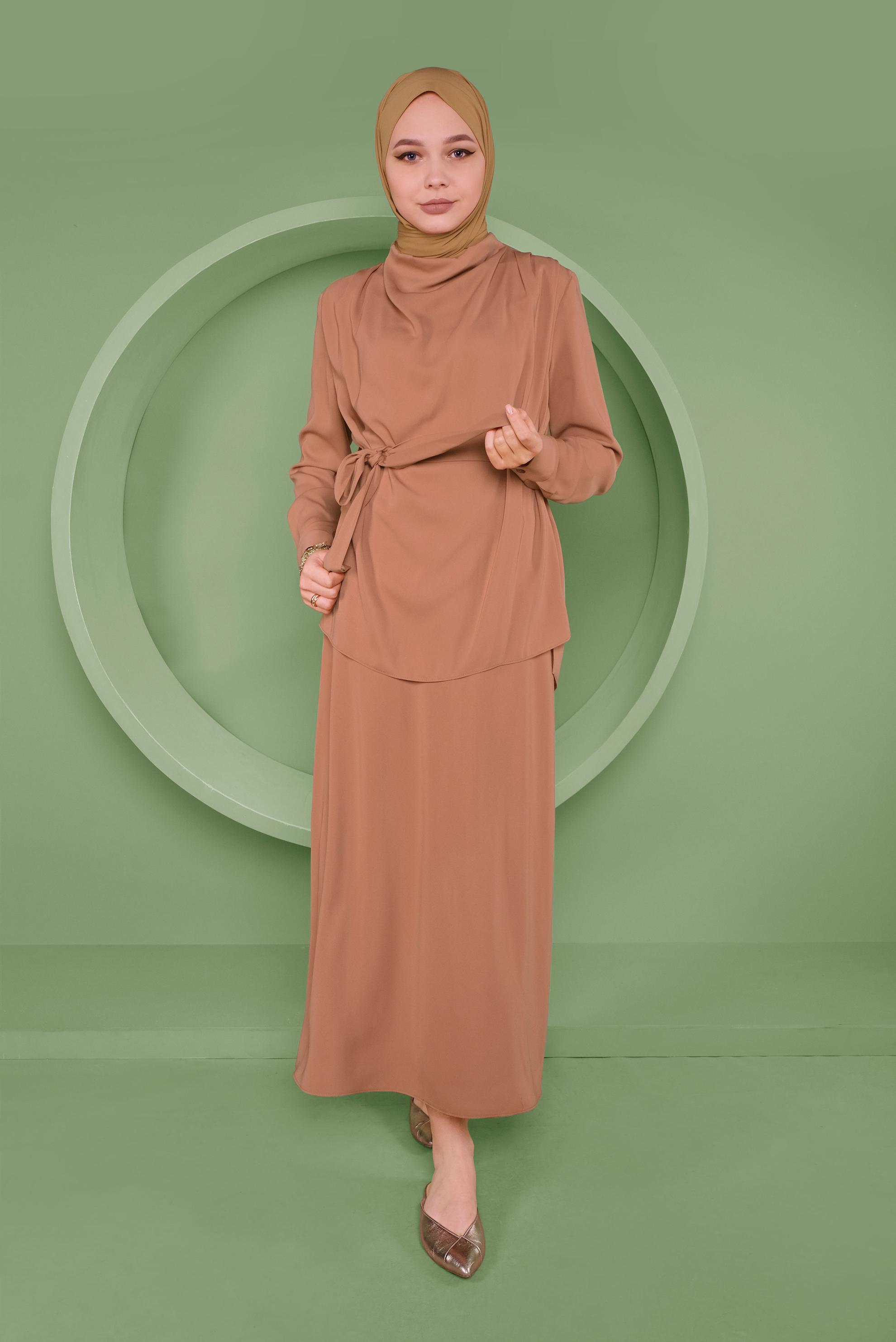 Tesettür giyim KAHVE KUŞAKLI İKİLİ ETEKLİ TAKIM 41358