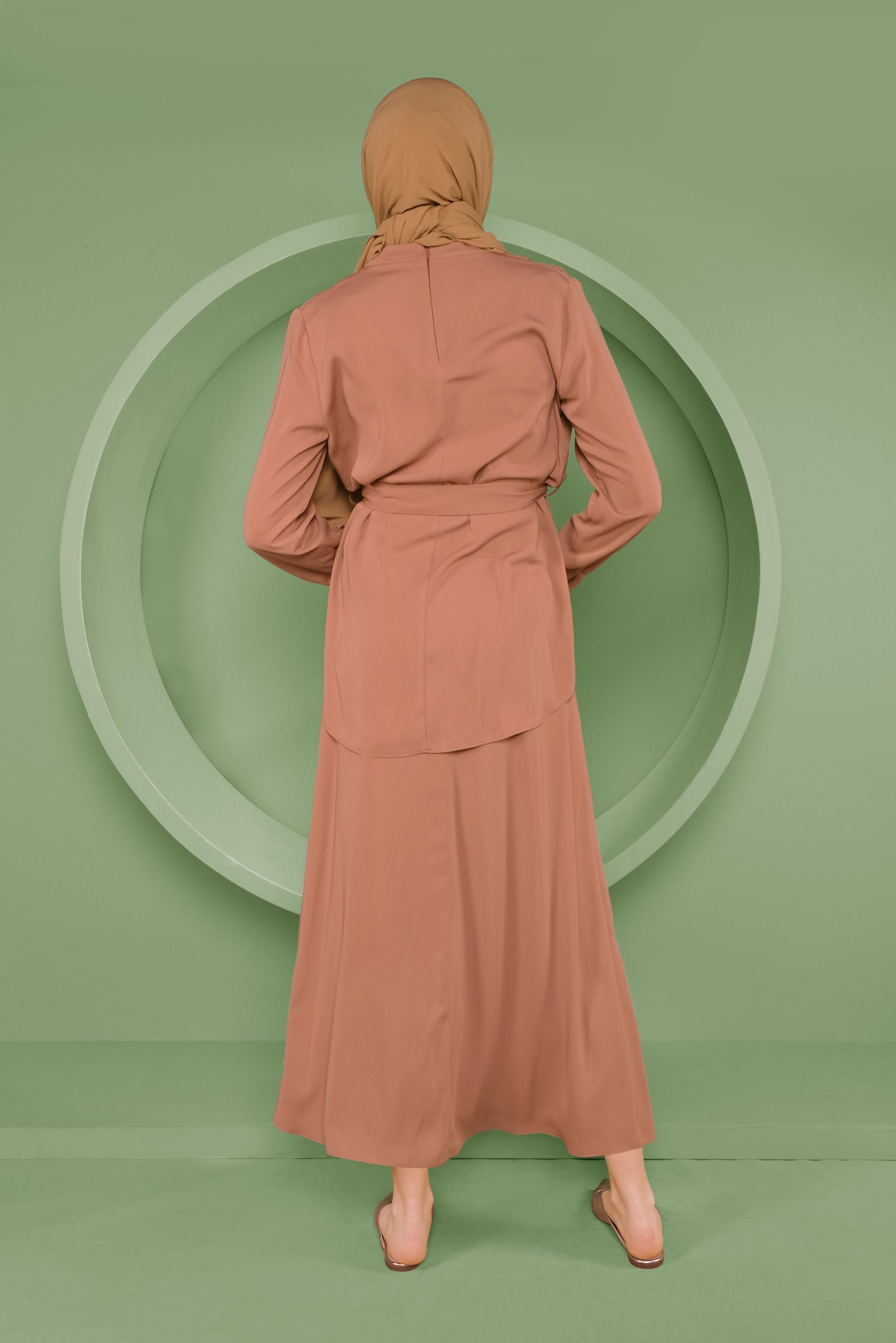 Tesettür giyim KAHVE KUŞAKLI İKİLİ ETEKLİ TAKIM 41358