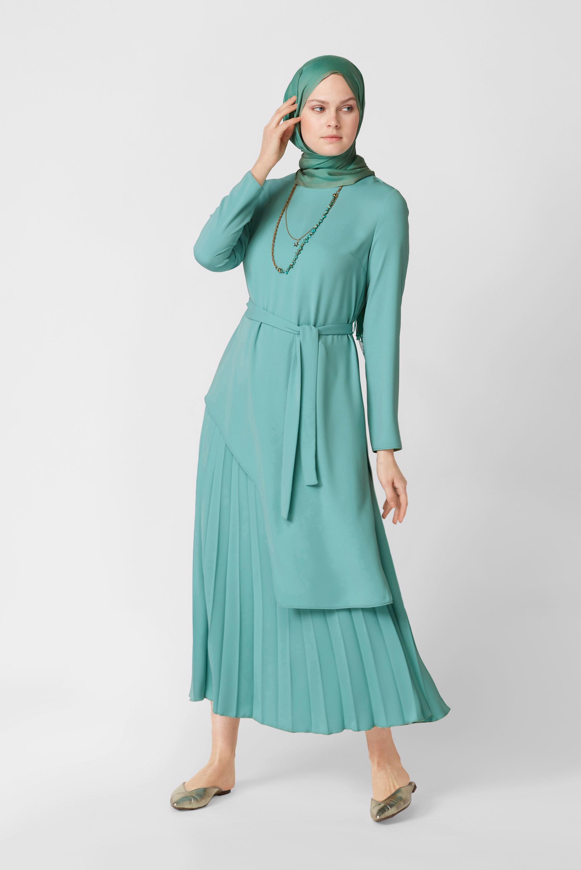 Tesettür giyim MAVİ ASİMETRİK KESİM İKİLİ ETEKLİ TAKIM 41374