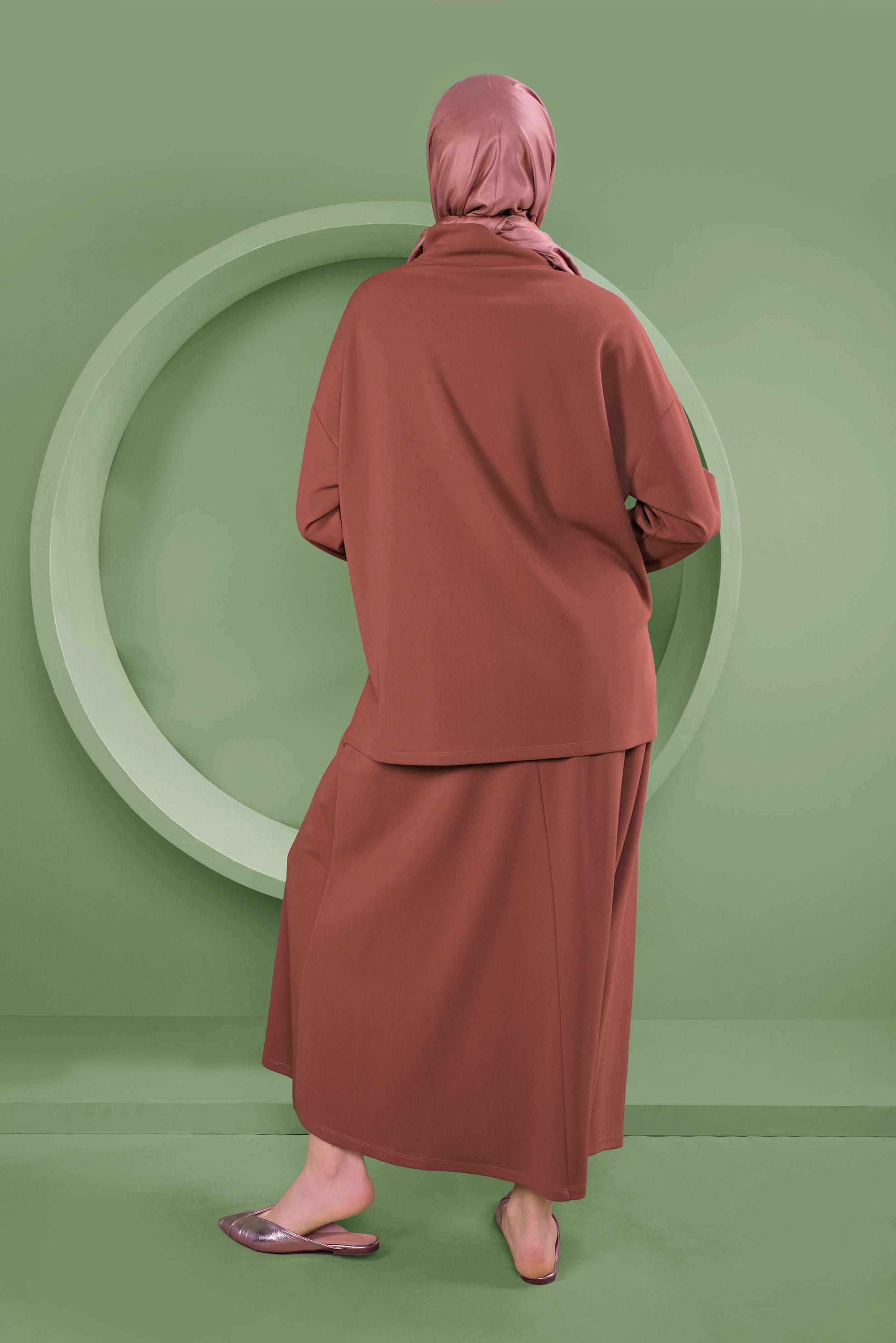 Tesettür giyim BORDO TAŞ BASKILI İKİLİ ETEKLİ TAKIM 41413