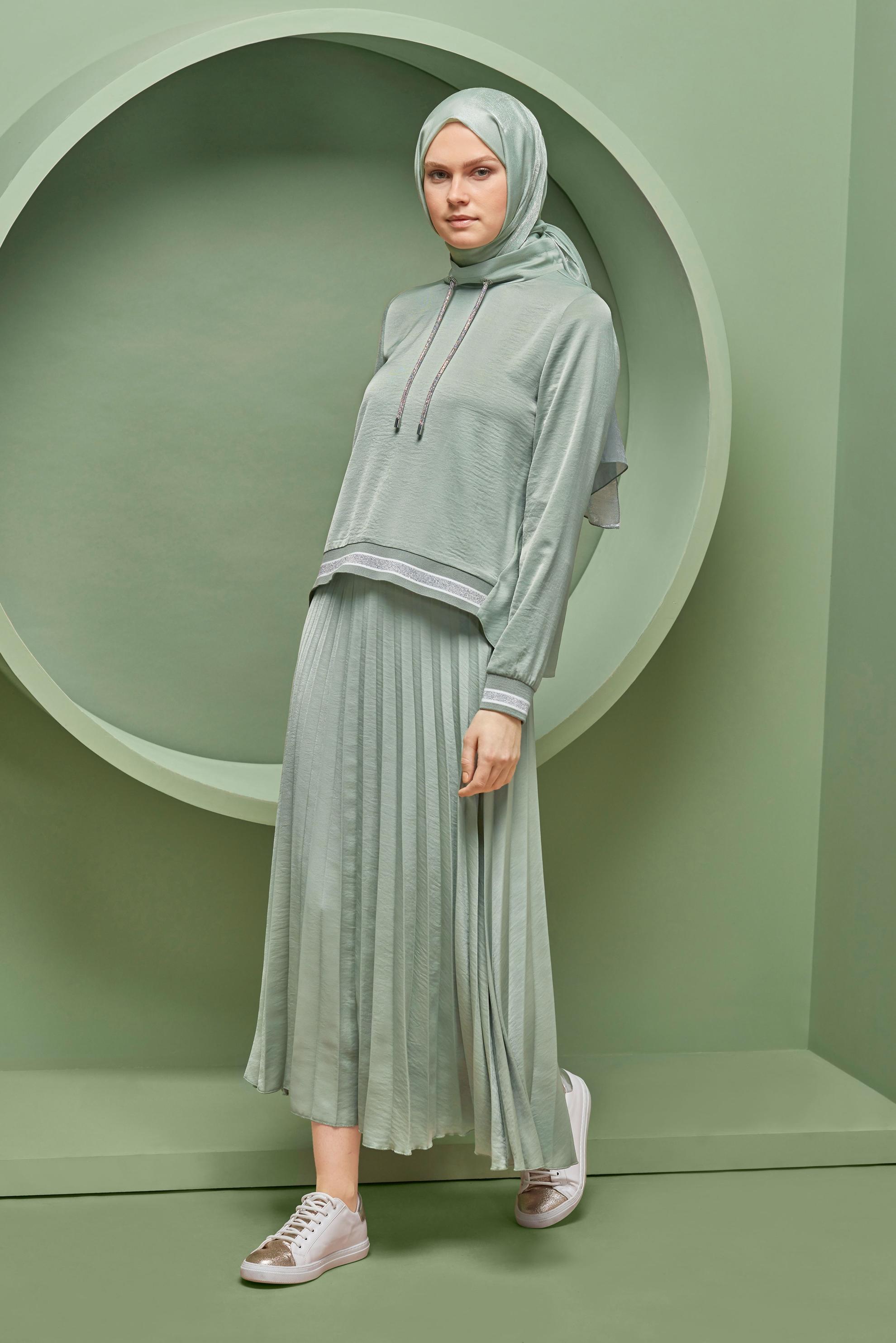 Tesettür giyim YEŞİL RİBANA DETAYLI PİLİSE ETEKLİ İKİLİ TAKIM  41539