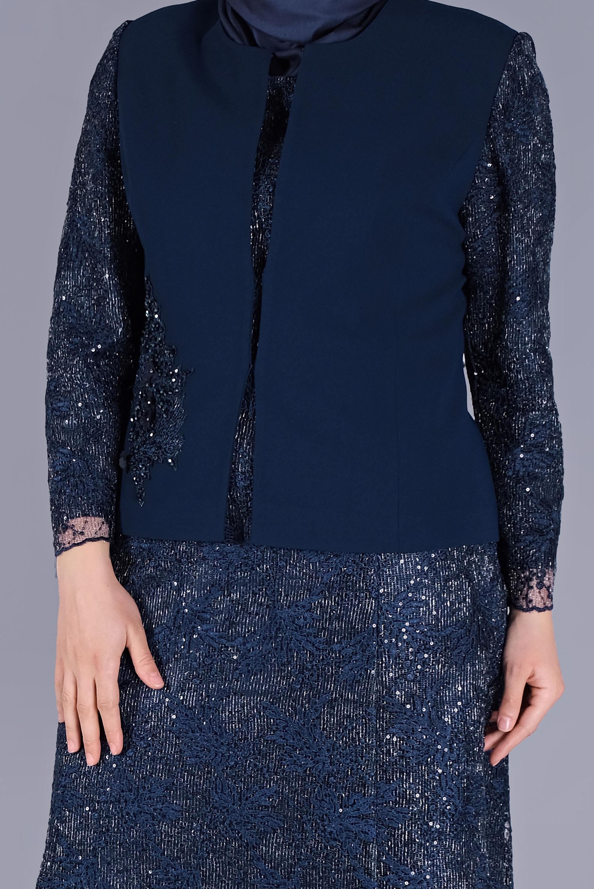 Tesettür giyim LACİVERT TÜLLÜ PUL NAKIŞLI İKİLİ ELBİSELİ TAKIM 30110 