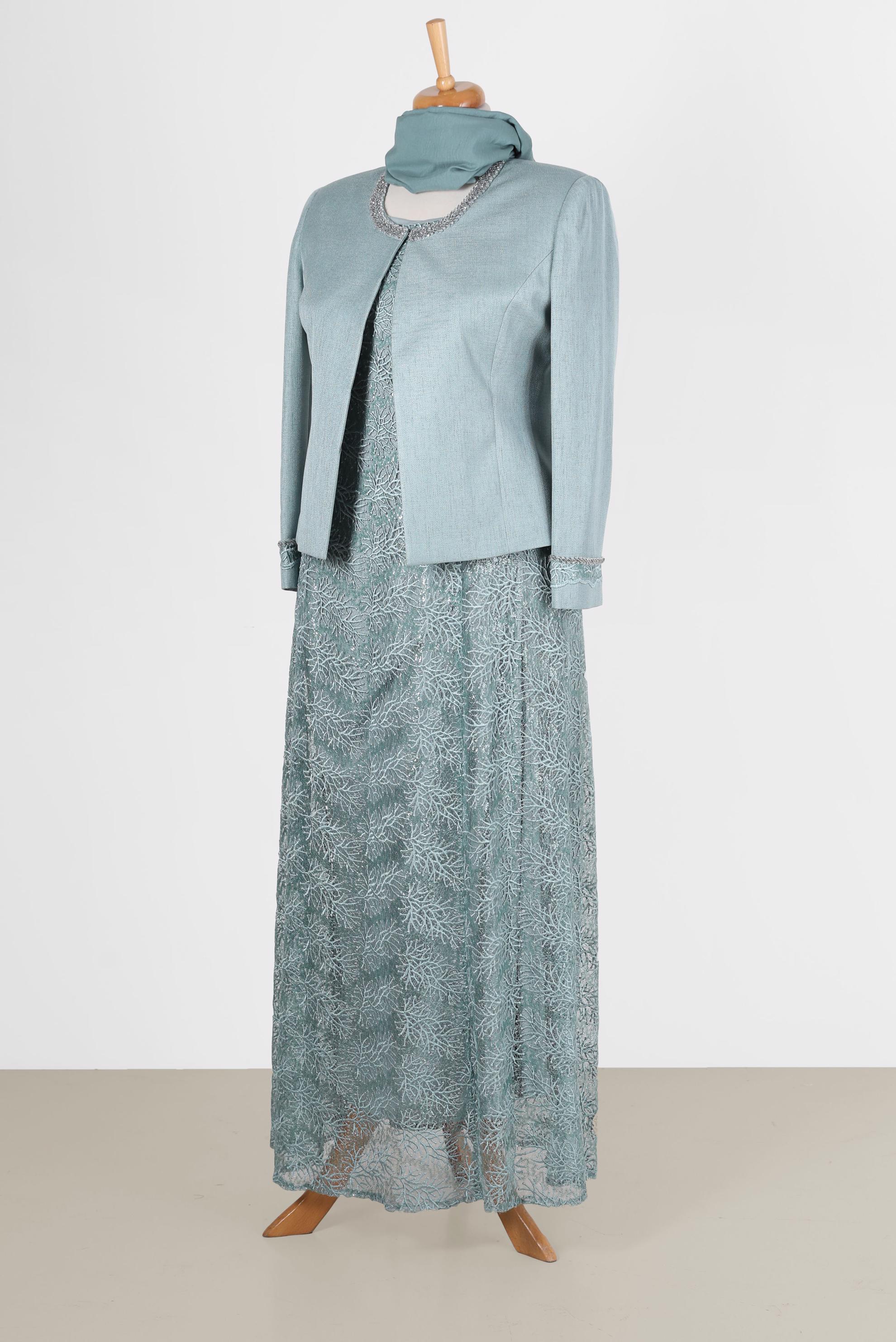 Hijab clothing GREEN PATTERNED GUIPURE DETAIL 2-PIECE DRESSED SUIT 30157 