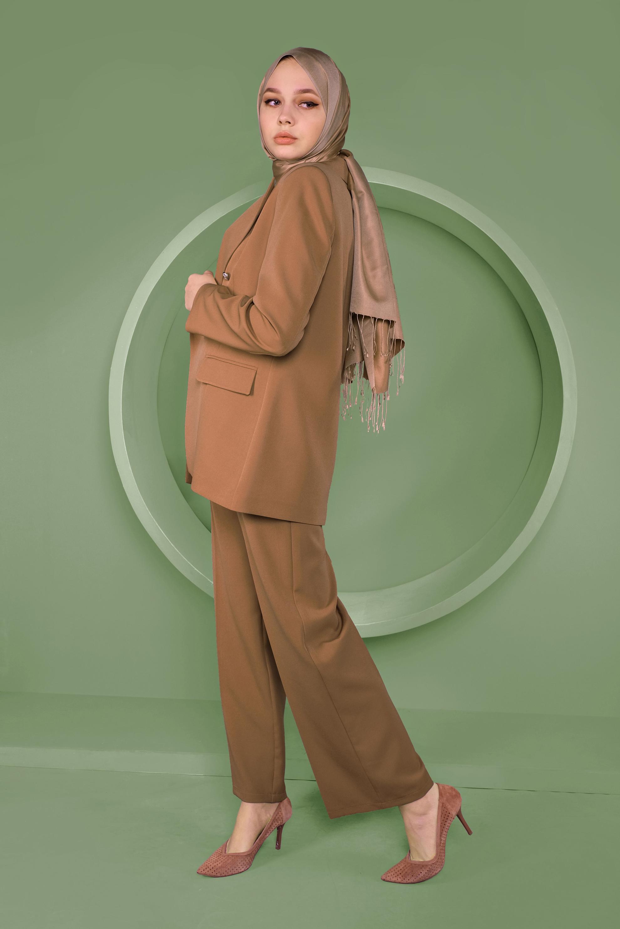 Tesettür giyim SARI KRUVAZE YAKA KLASİK ÜÇLÜ PANTOLONLU TAKIM 30128