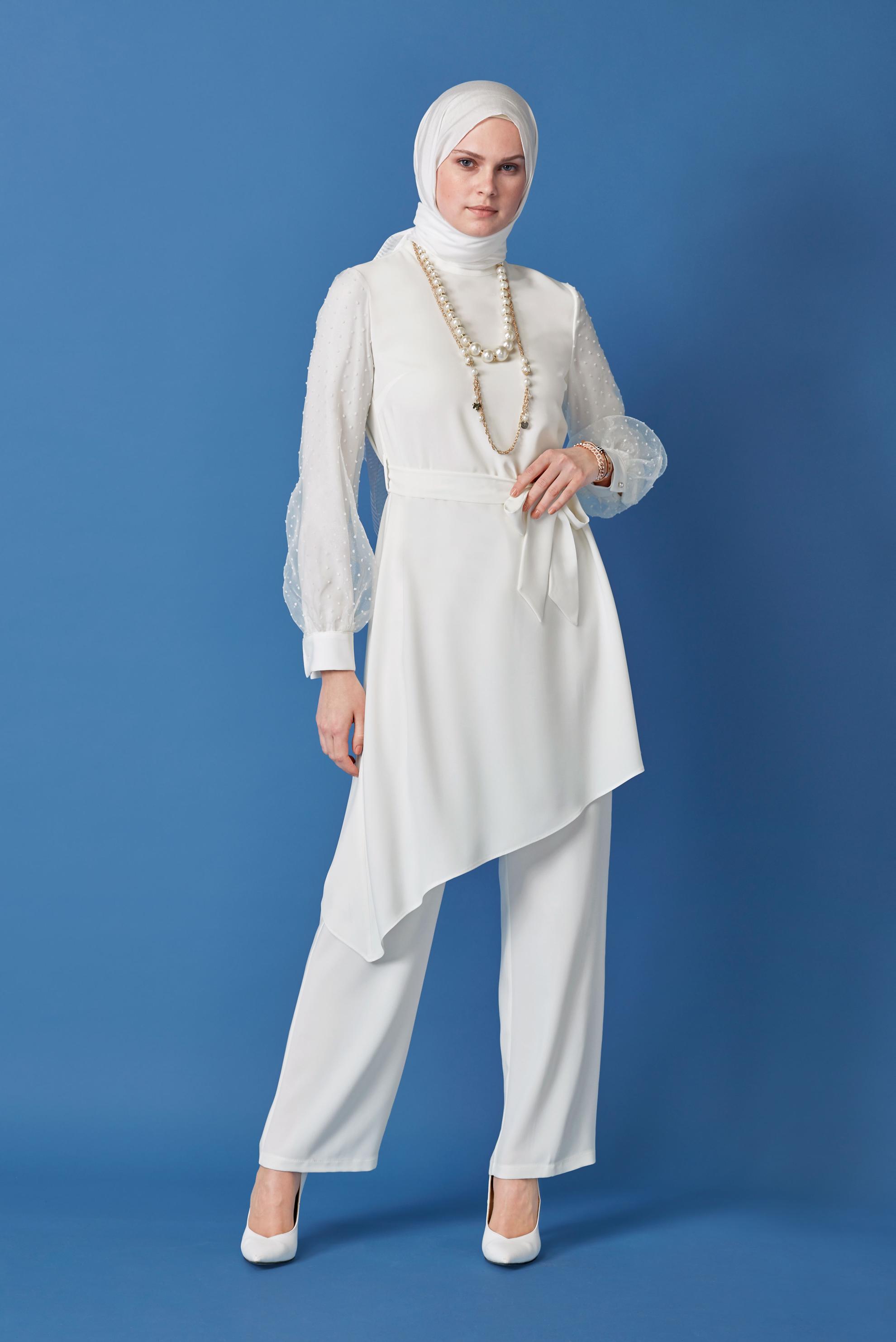 Tesettür giyim BEYAZ ASİMETRİK KESİM TÜL DETAYLI İKİLİ PANTOLONLU TAKIM 30130