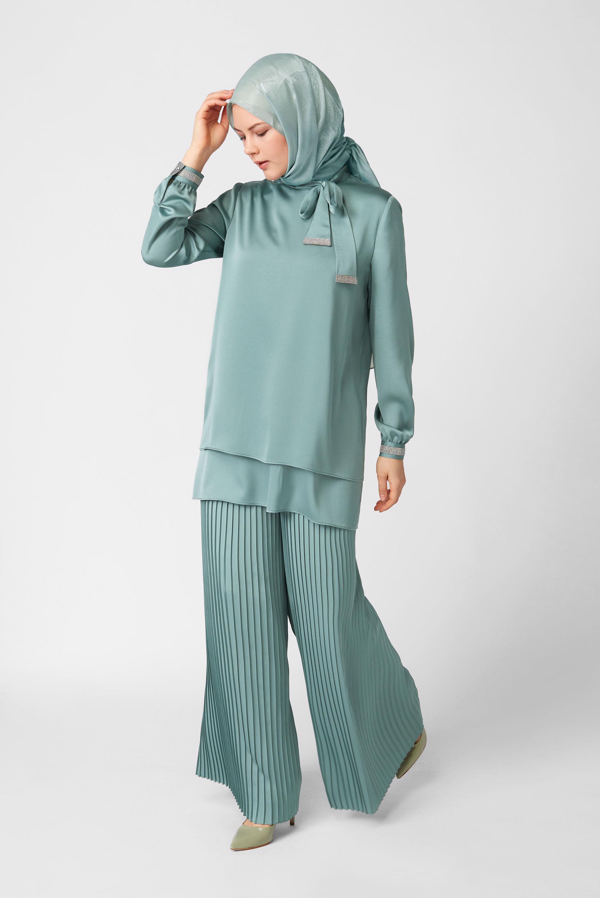 Tesettür giyim YEŞİL TAŞ DETAYLI PİLİSELİ PANTOLONLU TAKIM 30132 