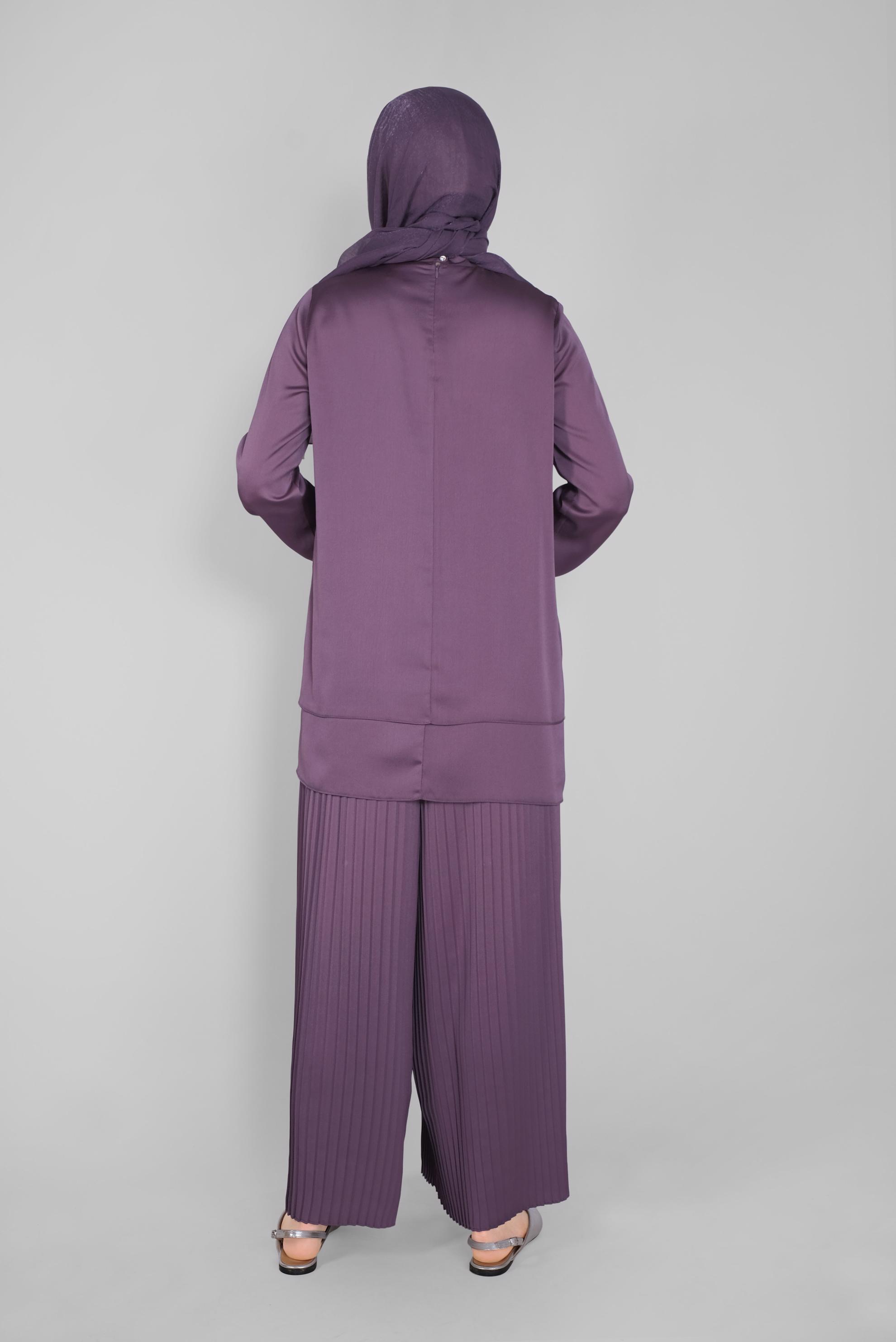 Tesettür giyim MOR TAŞ DETAYLI PİLİSELİ PANTOLONLU TAKIM 30132 