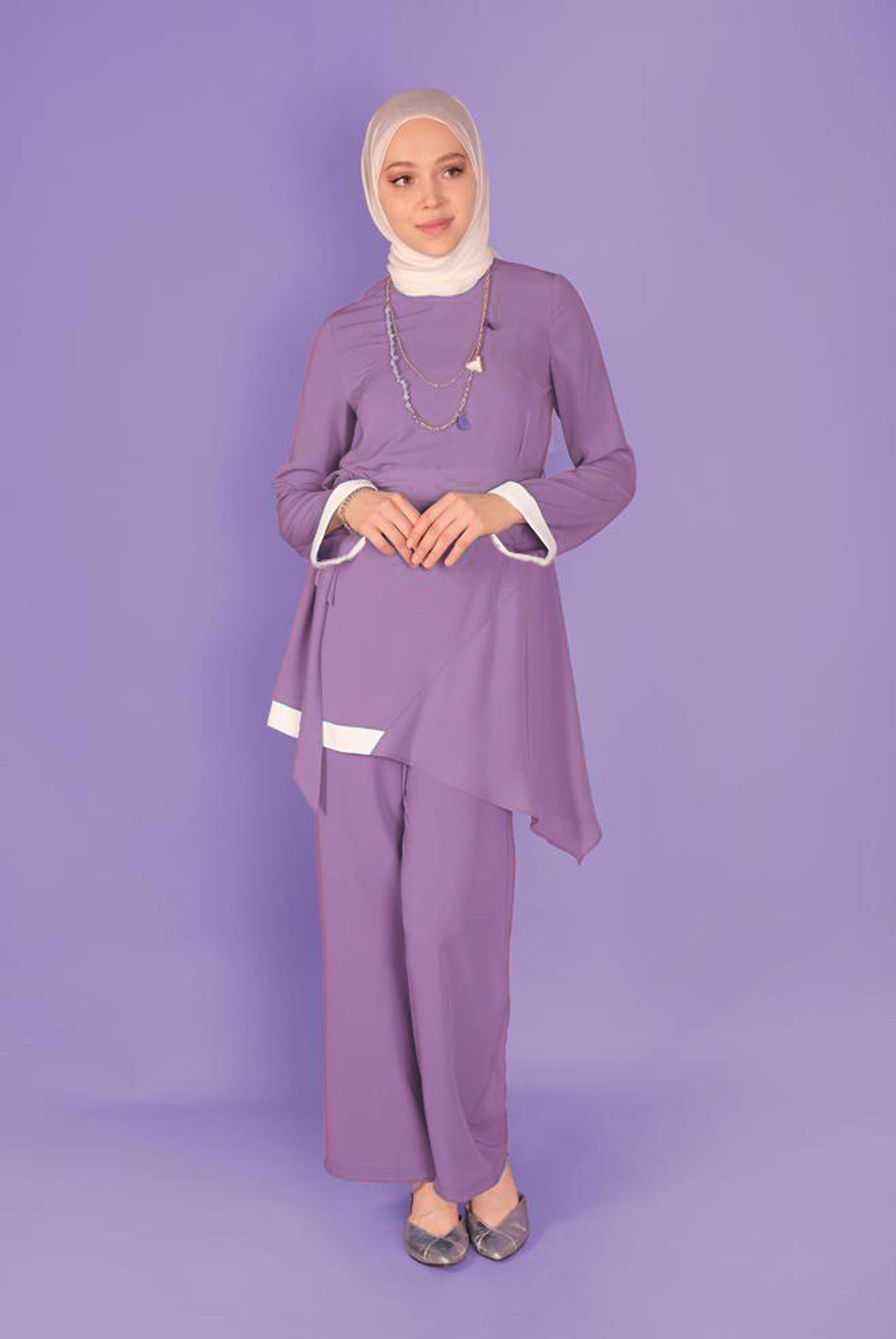 Tesettür giyim MOR BELİ KUŞAKLI ASİMETRİK KESİM PANTOLUNLU TAKIM 30134 