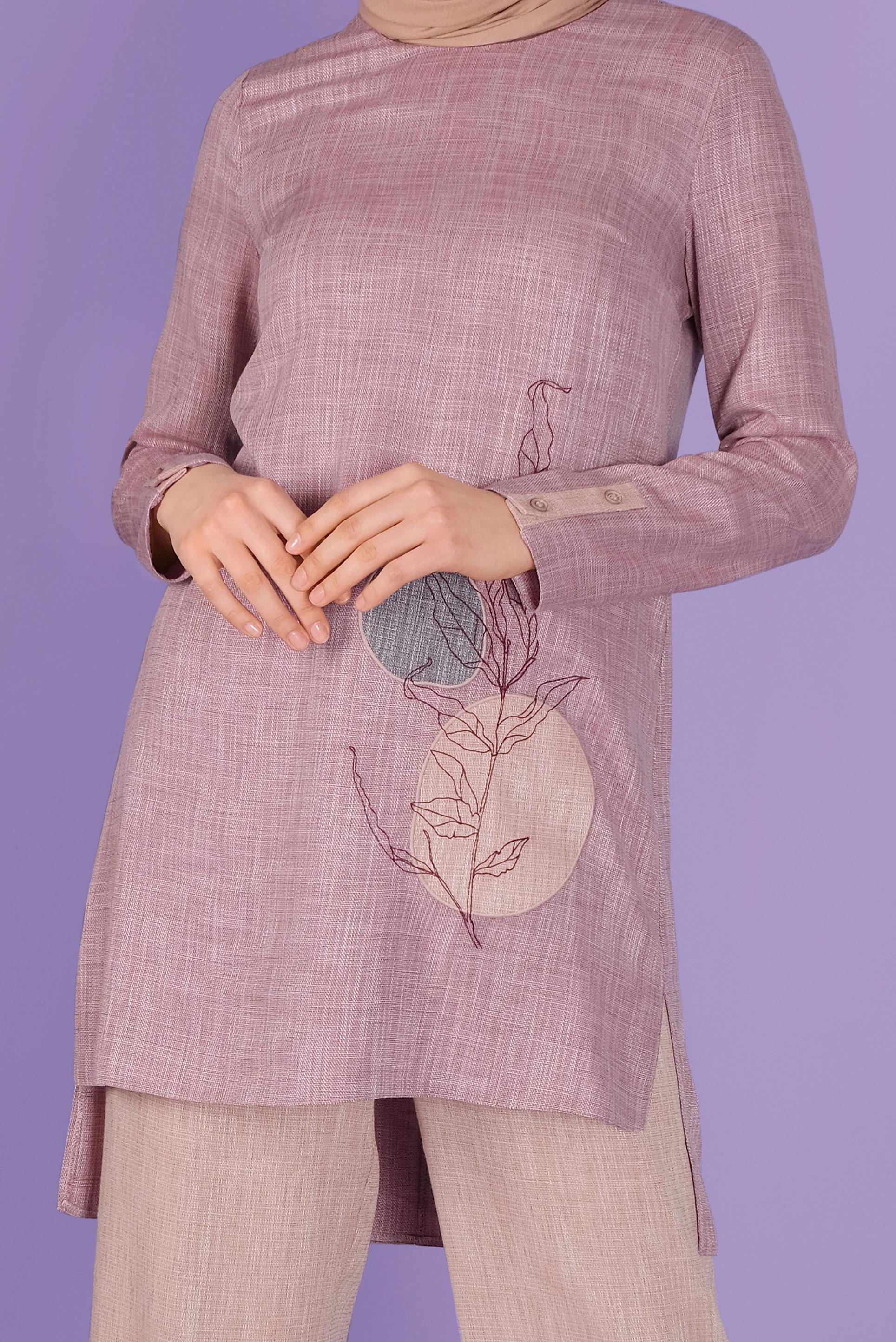 Tesettür giyim PEMBE NAKIŞ DETAYLI KETEN PANTOLONLU TAKIM 41340 