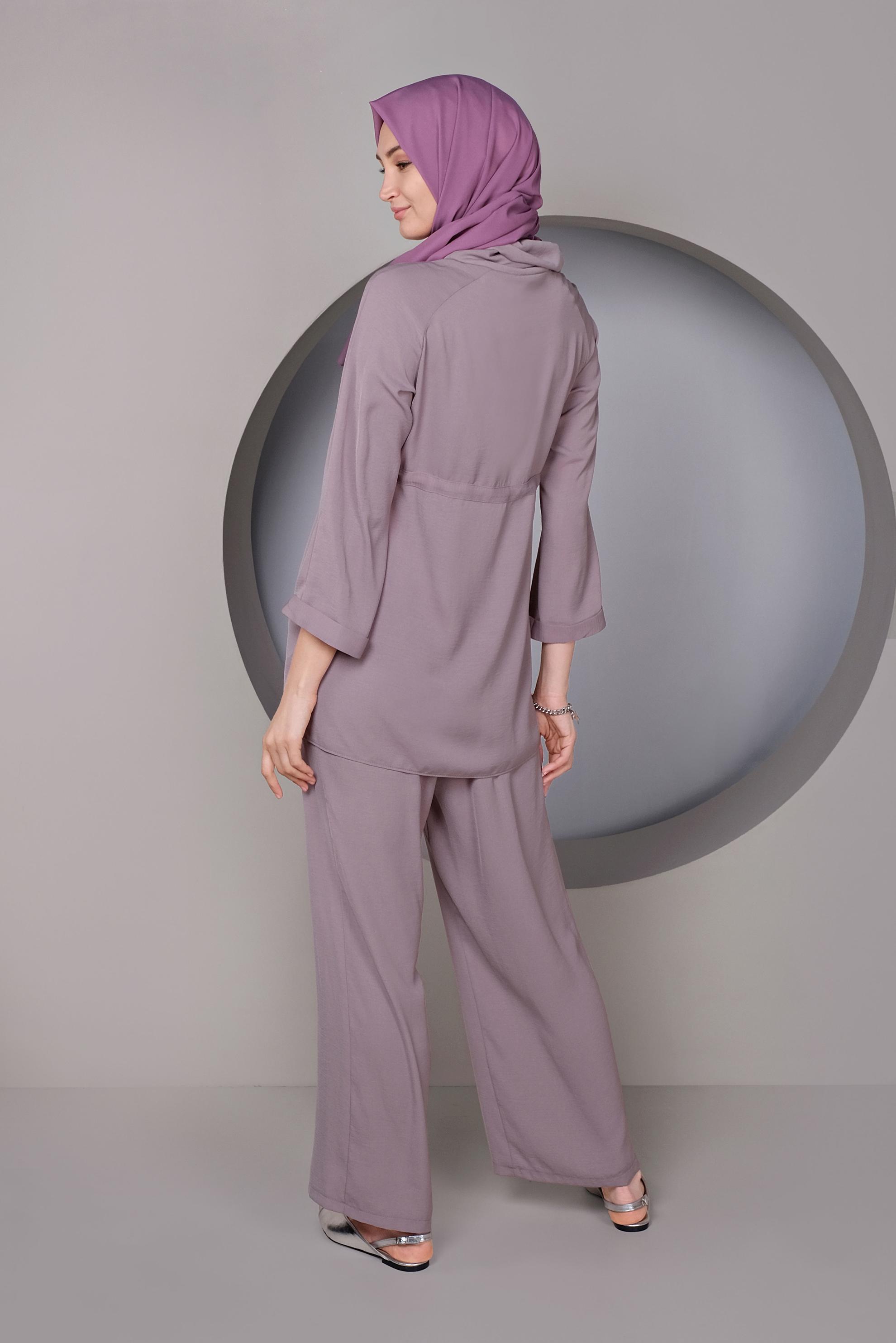 Tesettür giyim MÜRDÜM BELDEN BÜZGÜ BAĞCIKLI İKİLİ PANTOLONLU TAKIM 41379