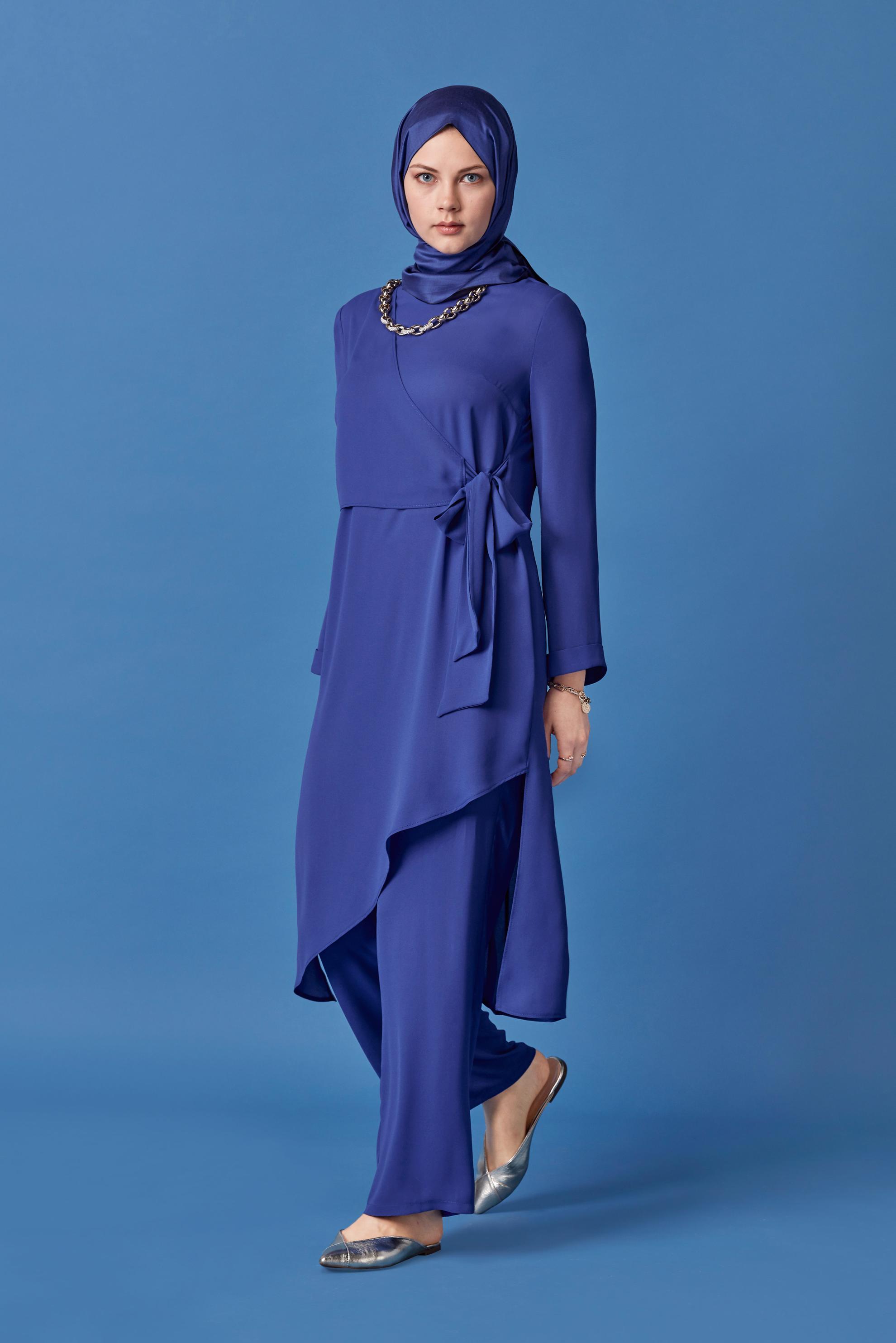 Tesettür giyim LACİVERT KRUVAZE BAĞLAMALI İKİLİ PANTOLONLU TAKIM 41381