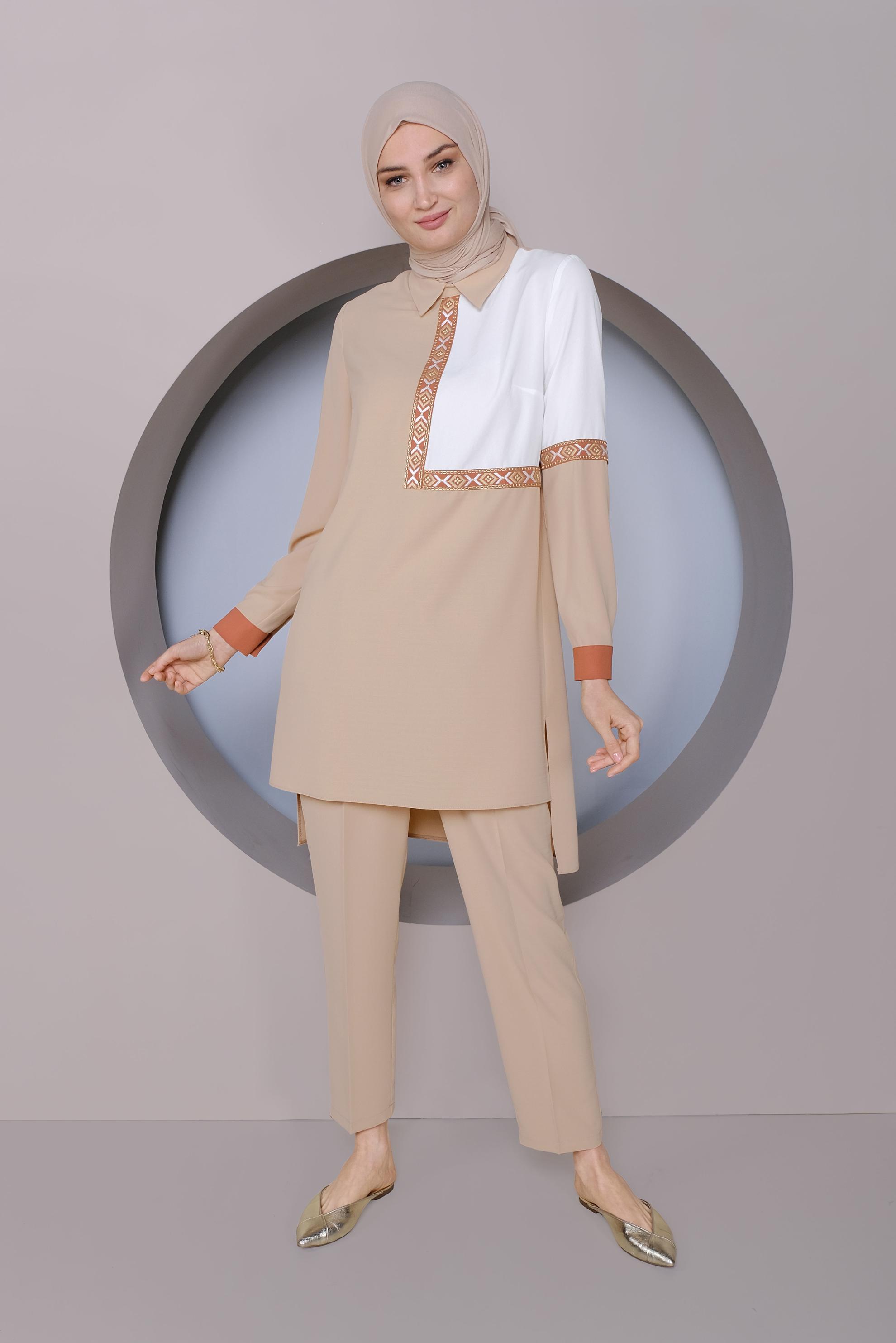 Tesettür giyim BEJ NAKIŞLI İKİLİ PANTOLONLU TAKIM 41401 