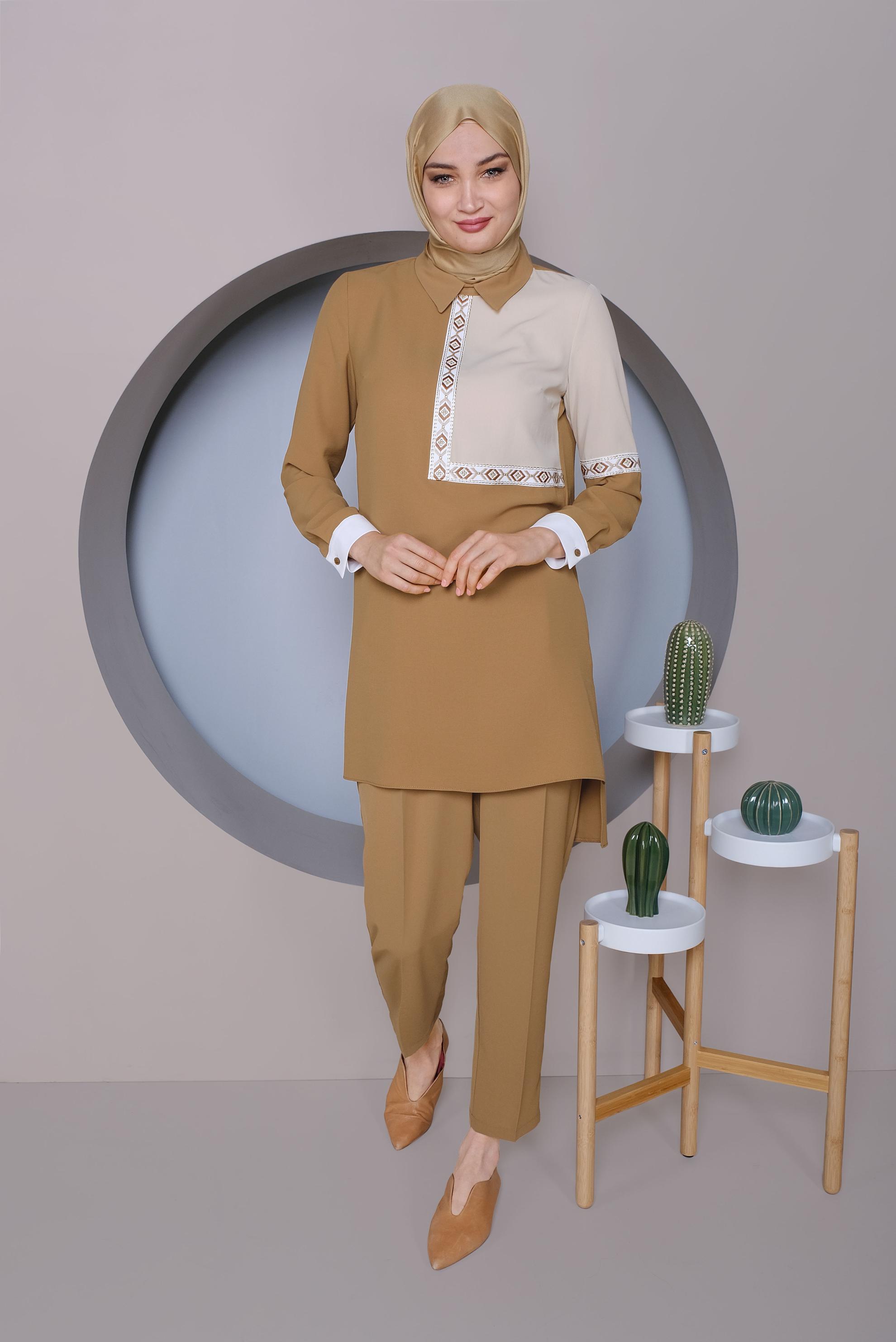 Tesettür giyim SARI NAKIŞLI İKİLİ PANTOLONLU TAKIM 41401 