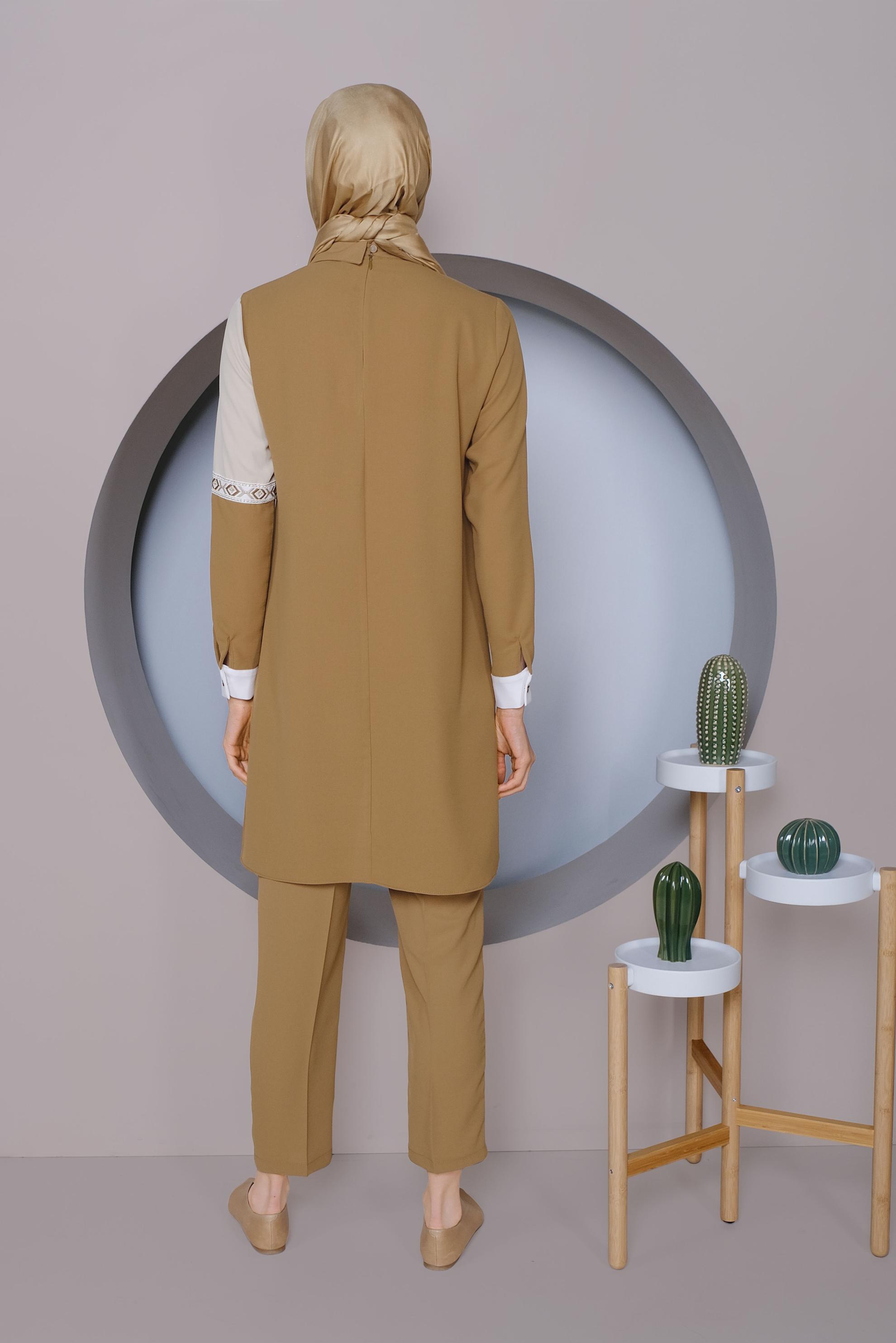 Tesettür giyim SARI NAKIŞLI İKİLİ PANTOLONLU TAKIM 41401 