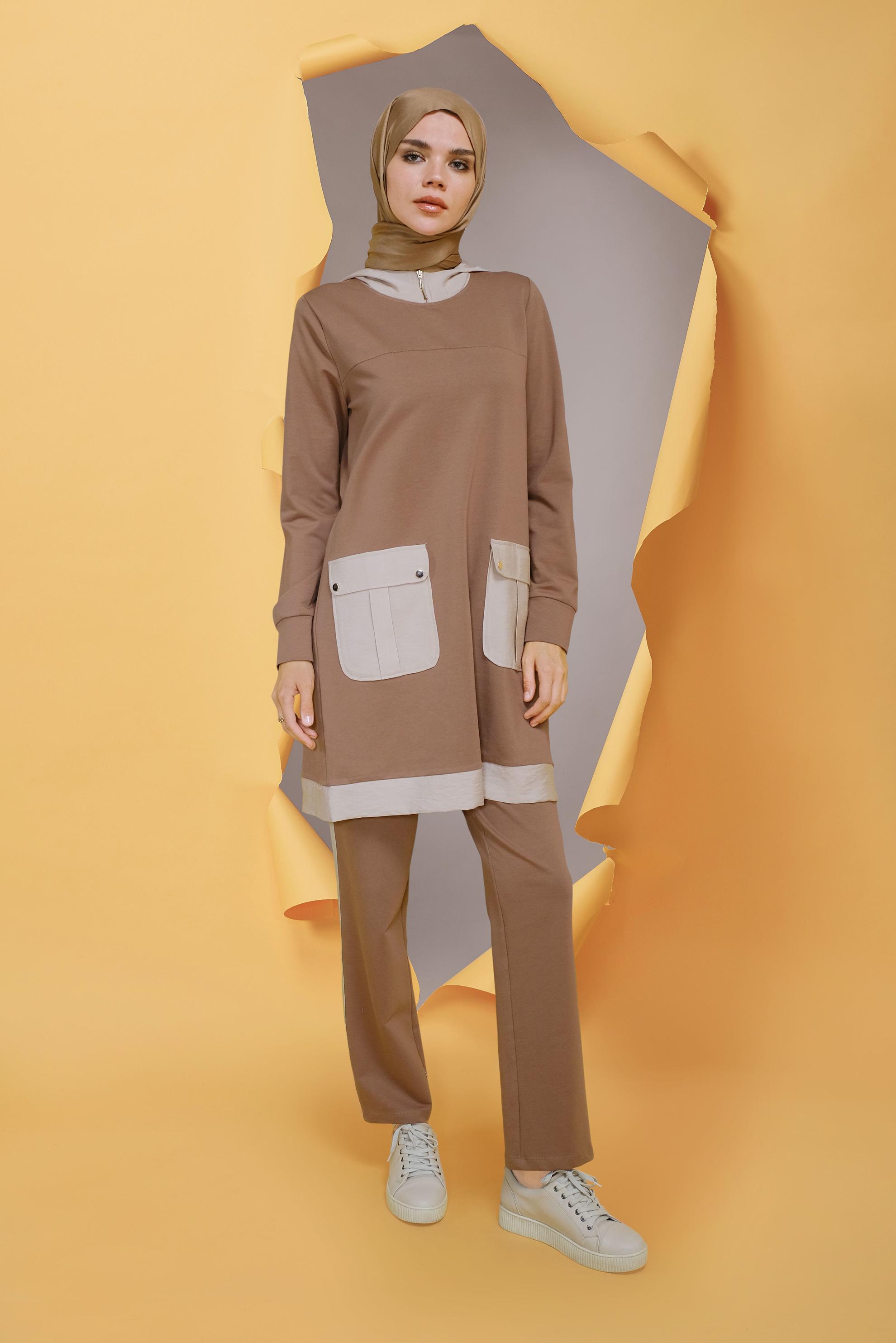 Tesettür giyim KAHVE CEP DETAYLI KAPÜŞONLU İKİLİ PANTOLONLU TAKIM 41417
