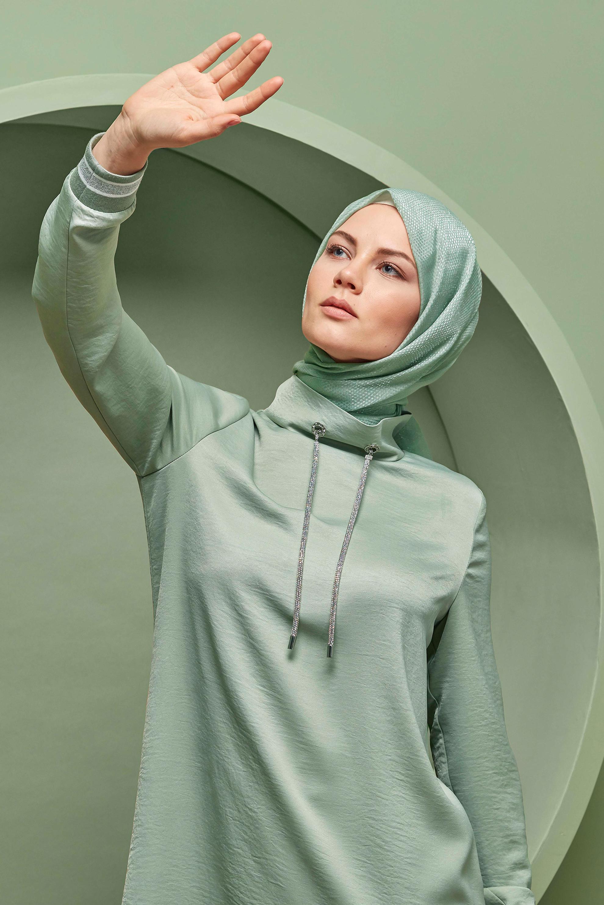 Tesettür giyim YEŞİL TAŞLI BAĞCIK DETAYLI  PANTOLONLU TAKIM 41513