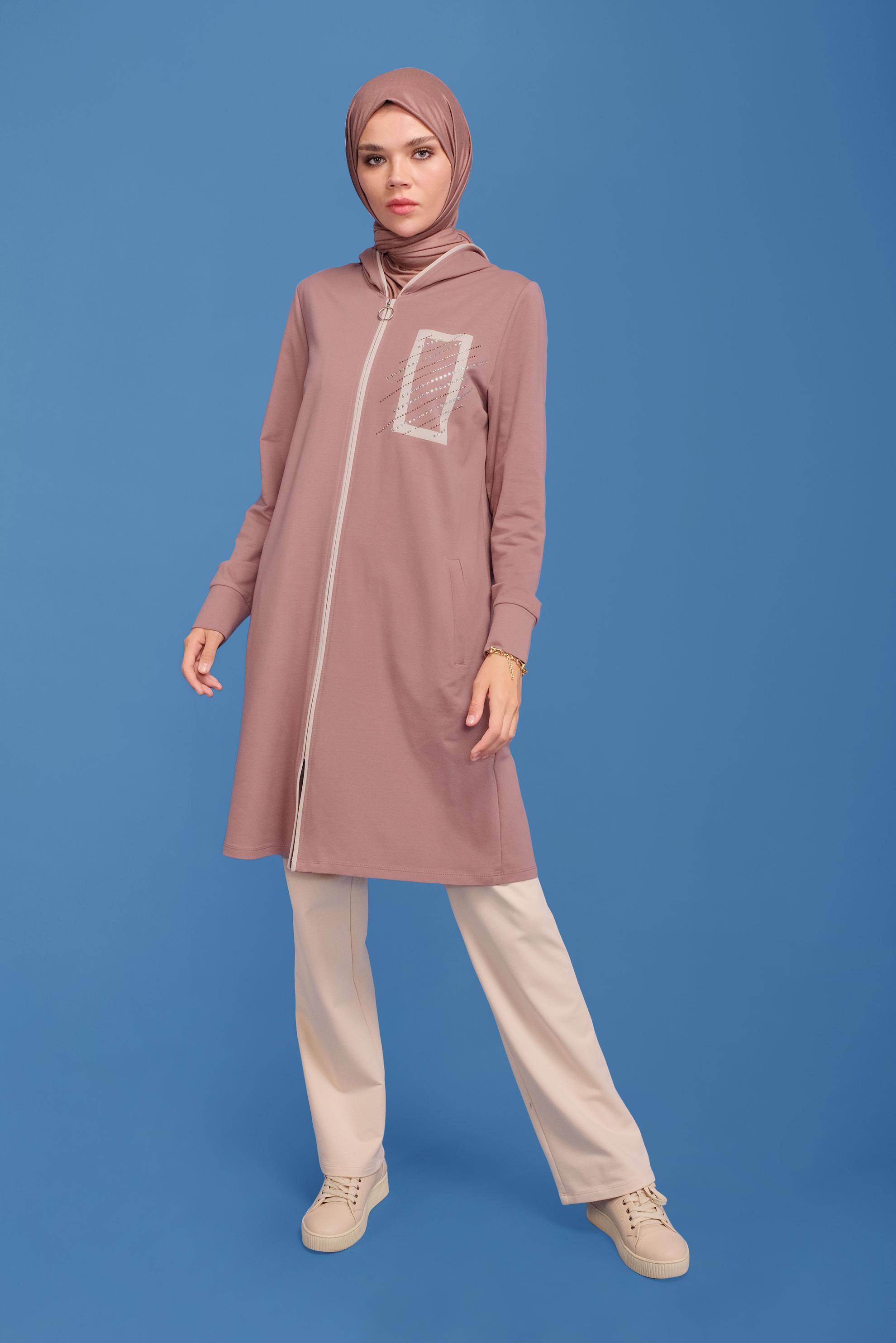 Tesettür giyim PEMBE FERMUARLI TAŞ BASKILI KAPÜŞONLU İKİLİ PANTOLONLU TAKIM 41650 