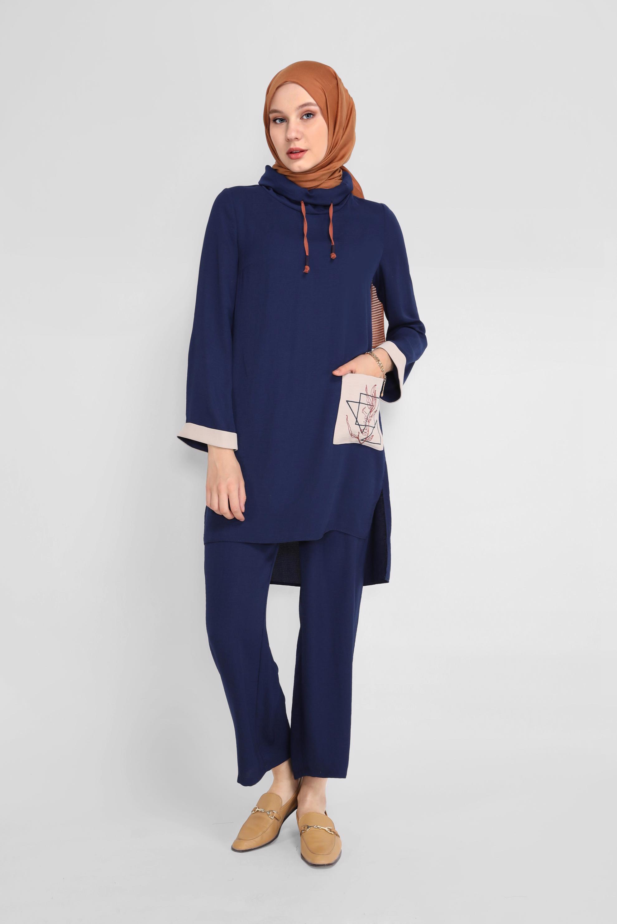 Tesettür giyim LACİVERT CEP DETAYLI YAKASI BAĞCIKLI İKİLİ PANTOLONLU TAKIM 41730