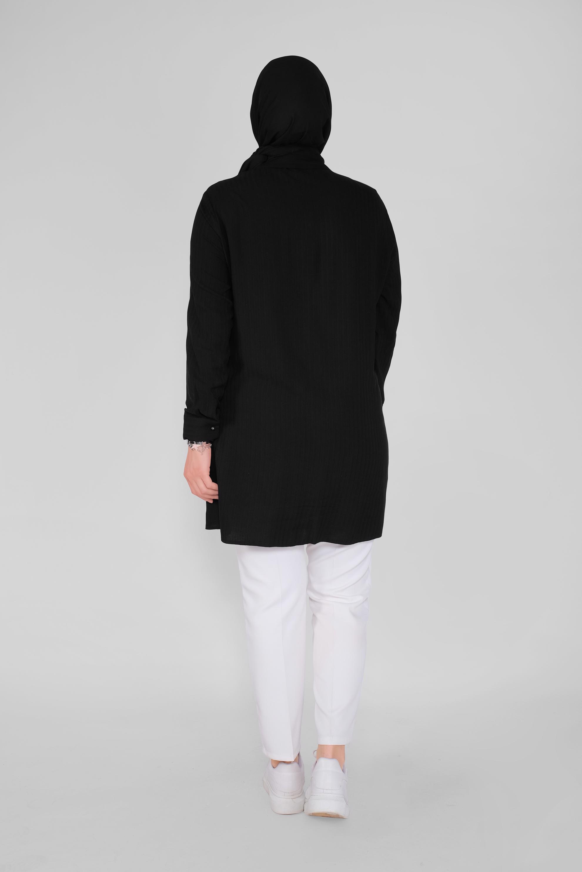 Tesettür giyim SİYAH NAKIŞLI BOYDAN DÜĞMELİ TUNİK 20135 