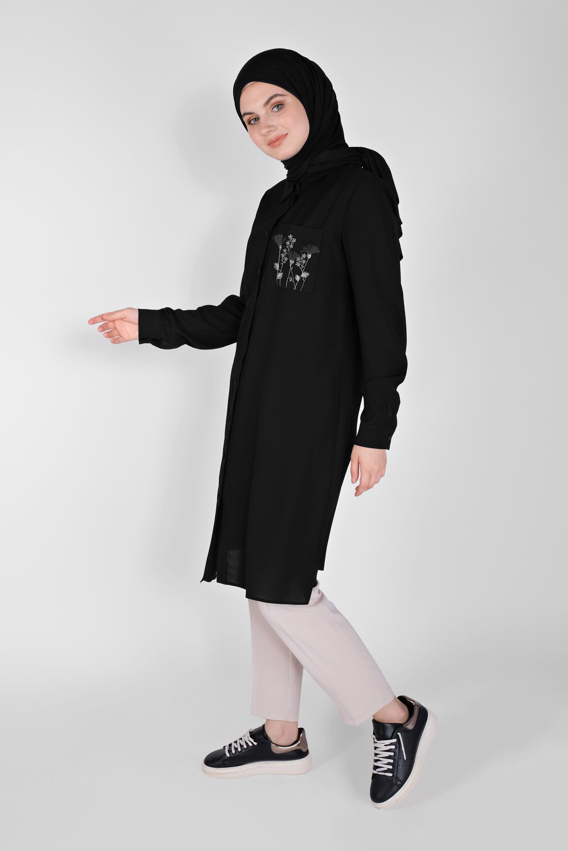 Tesettür giyim SİYAH CEP KISMI NAKIŞ İŞLEMELİ TUNİK 40664