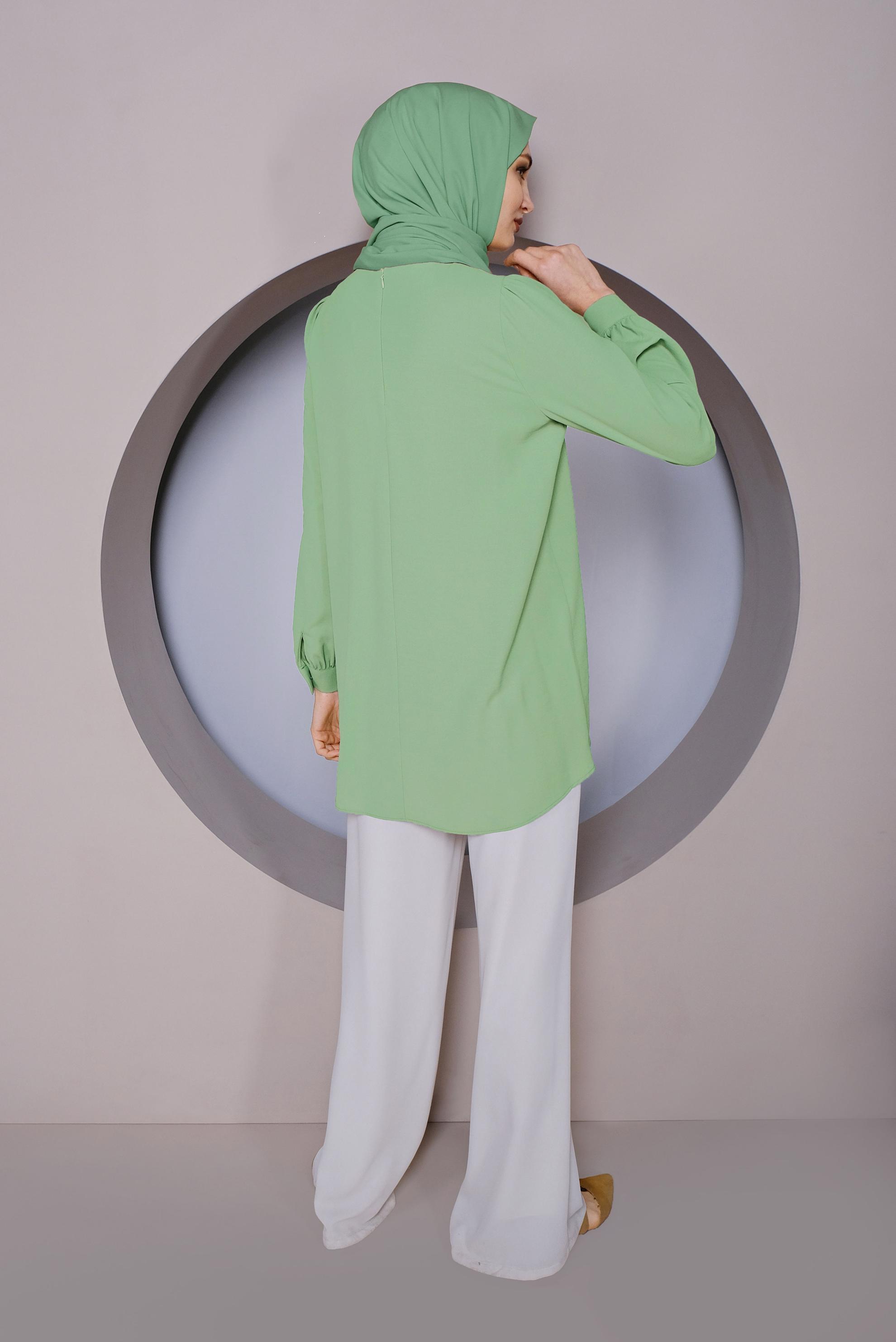 Tesettür giyim YEŞİL YUVARLAK YAKA CEPLİ TUNİK 40732