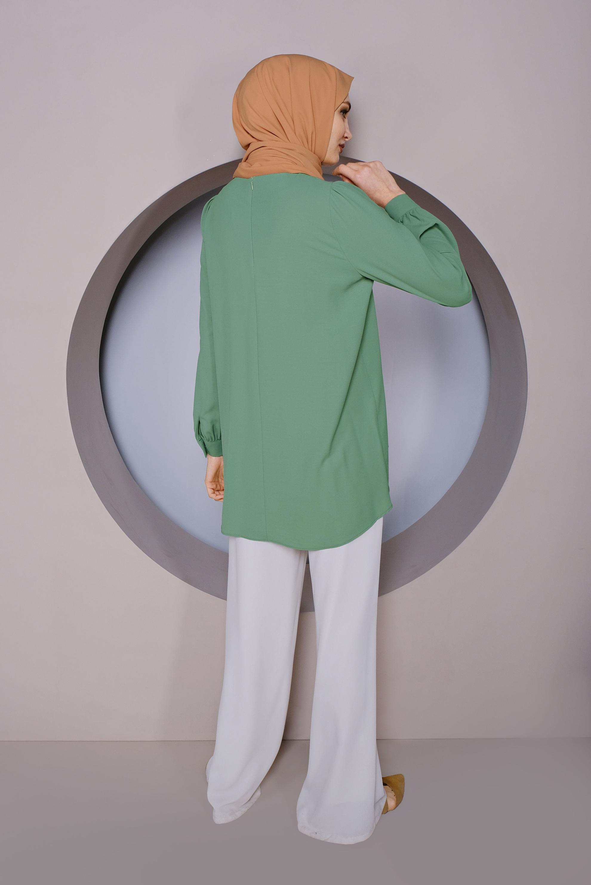Tesettür giyim YEŞİL YUVARLAK YAKA CEPLİ TUNİK 40732