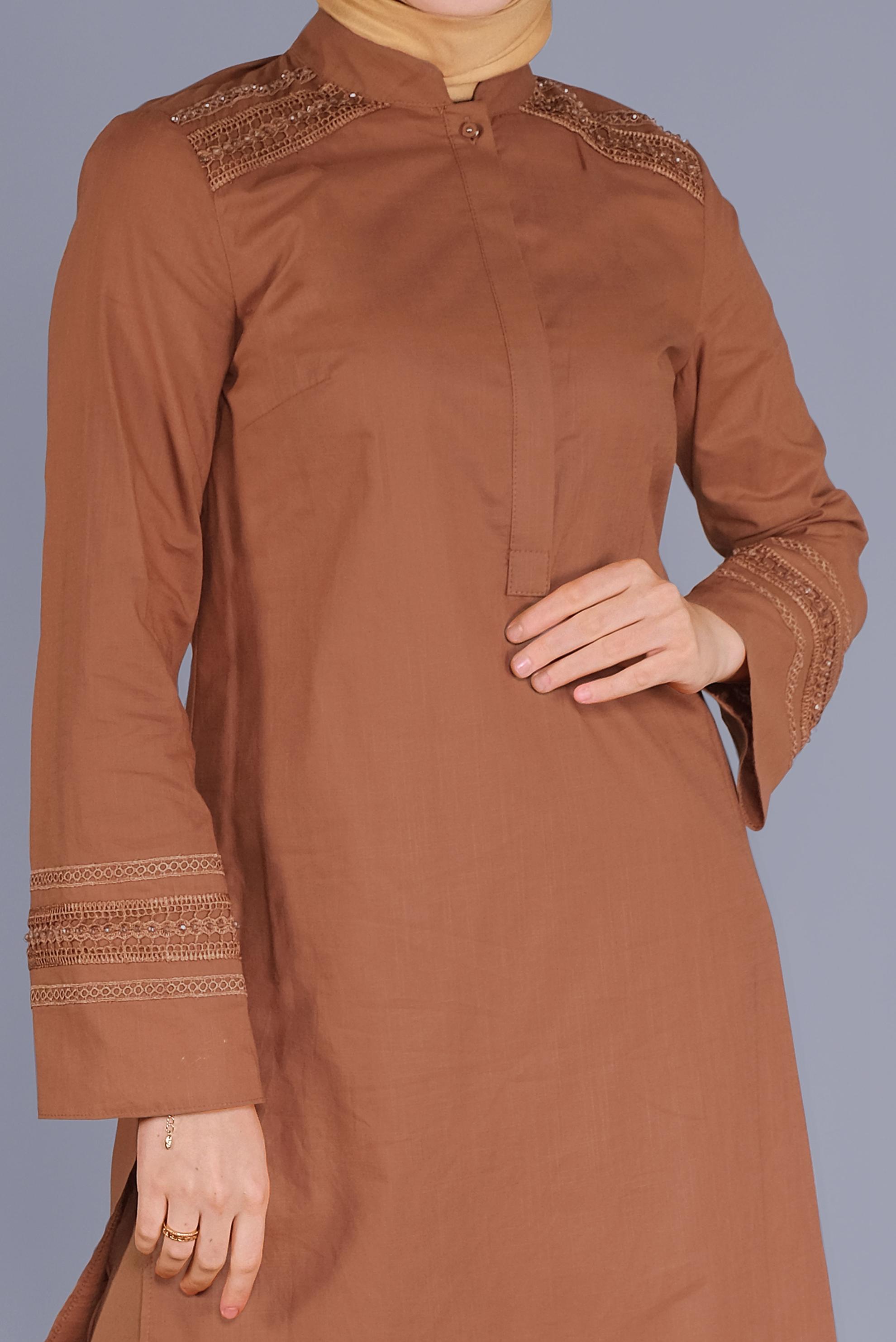 Tesettür giyim TABA DANTEL DETAYLI TUNİK 40777