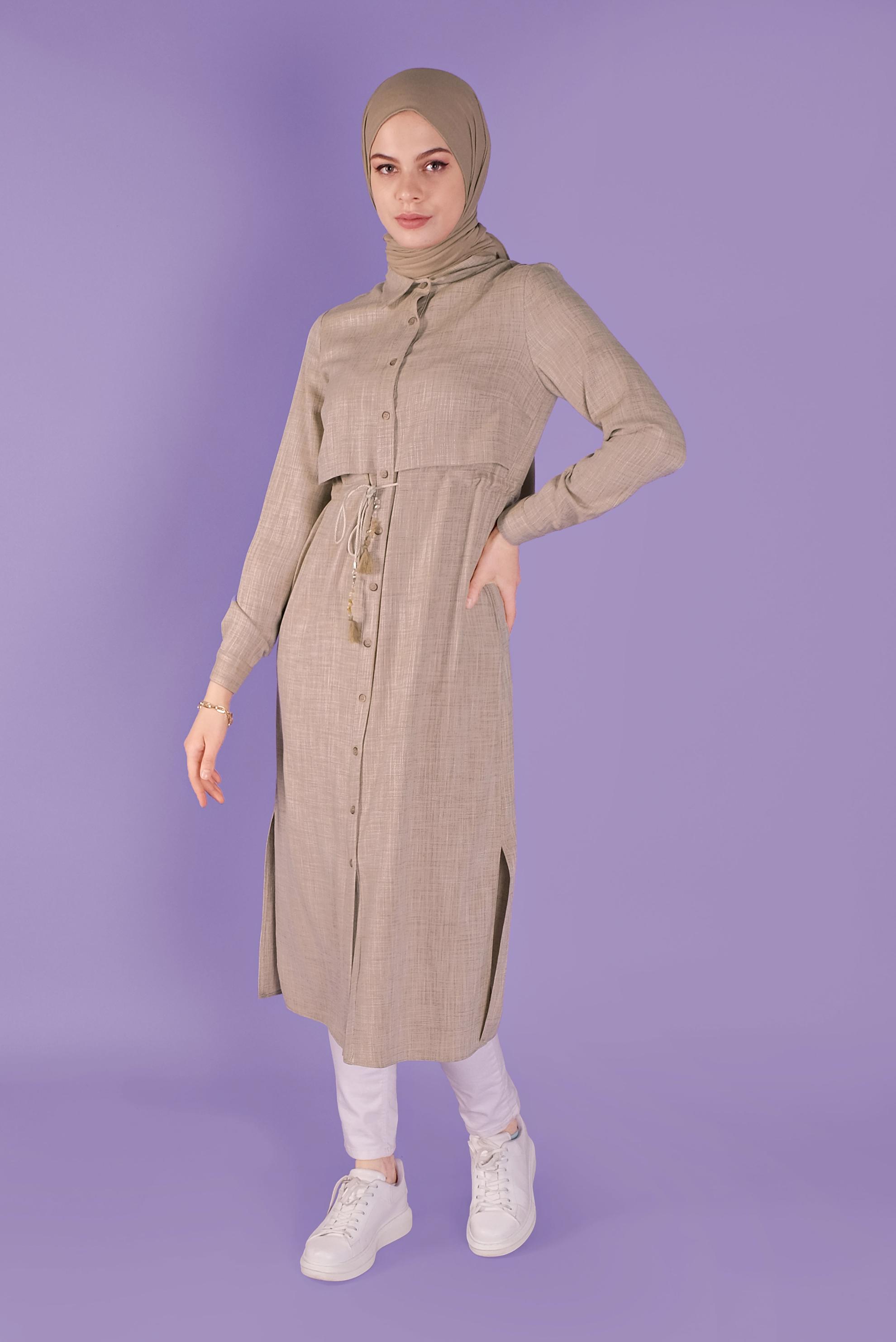 Tesettür giyim BEJ BOYDAN DÜĞMELİ BELİ BÜZGÜLÜ TUNİK 41342 