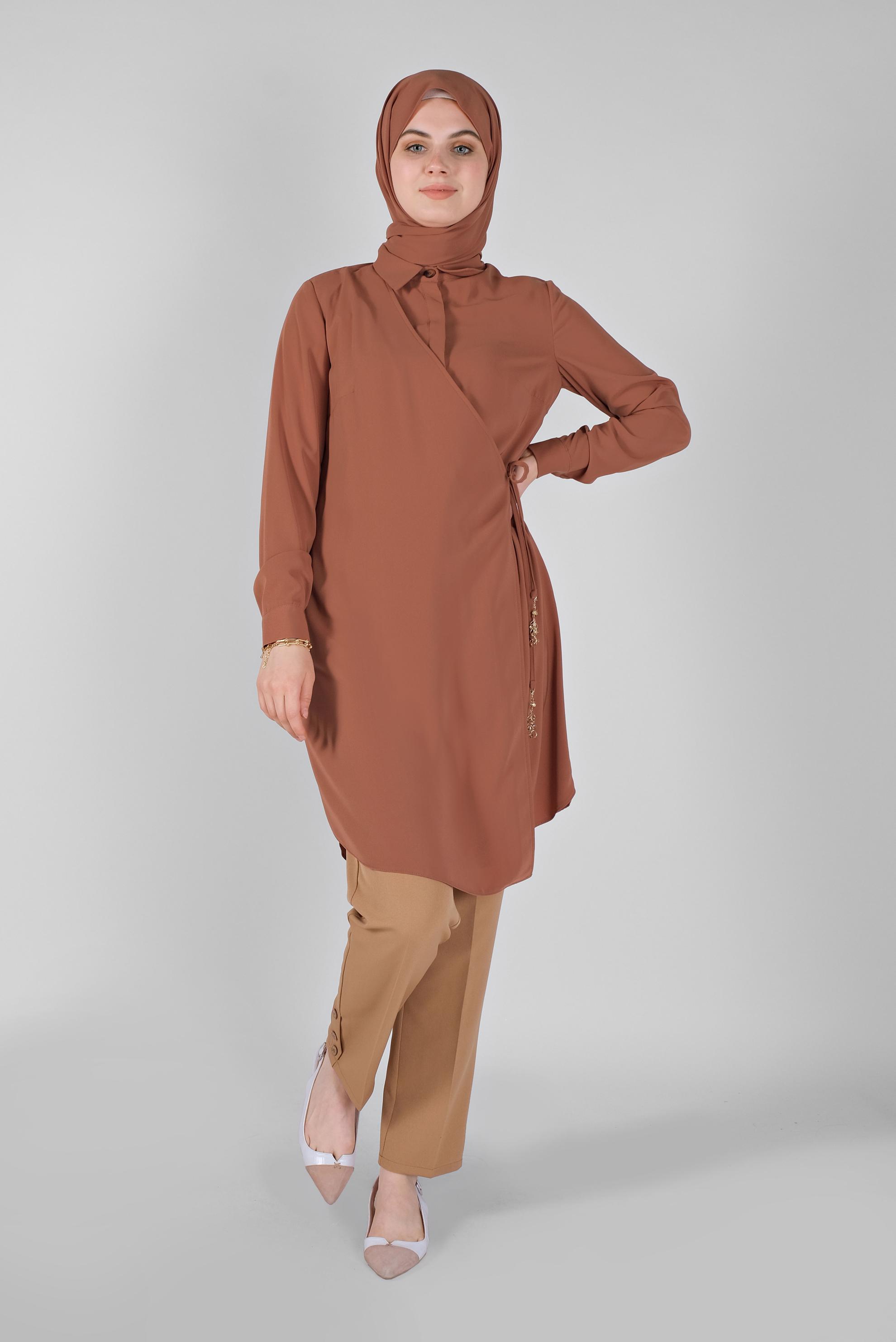 Tesettür giyim KAHVE GİZLİ DÜĞMELİ PARÇA DETAYLI TUNİK 41344