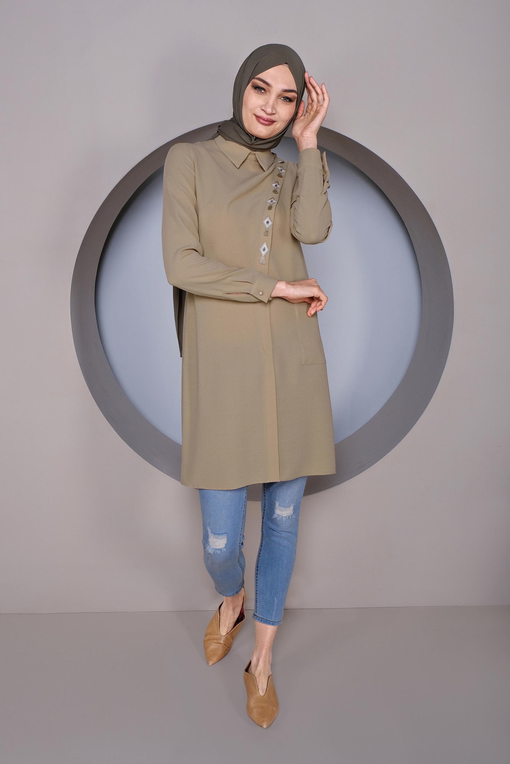 Tesettür giyim BEJ NAKIŞ İŞLEMELİ CEPLİ TUNİK 41345