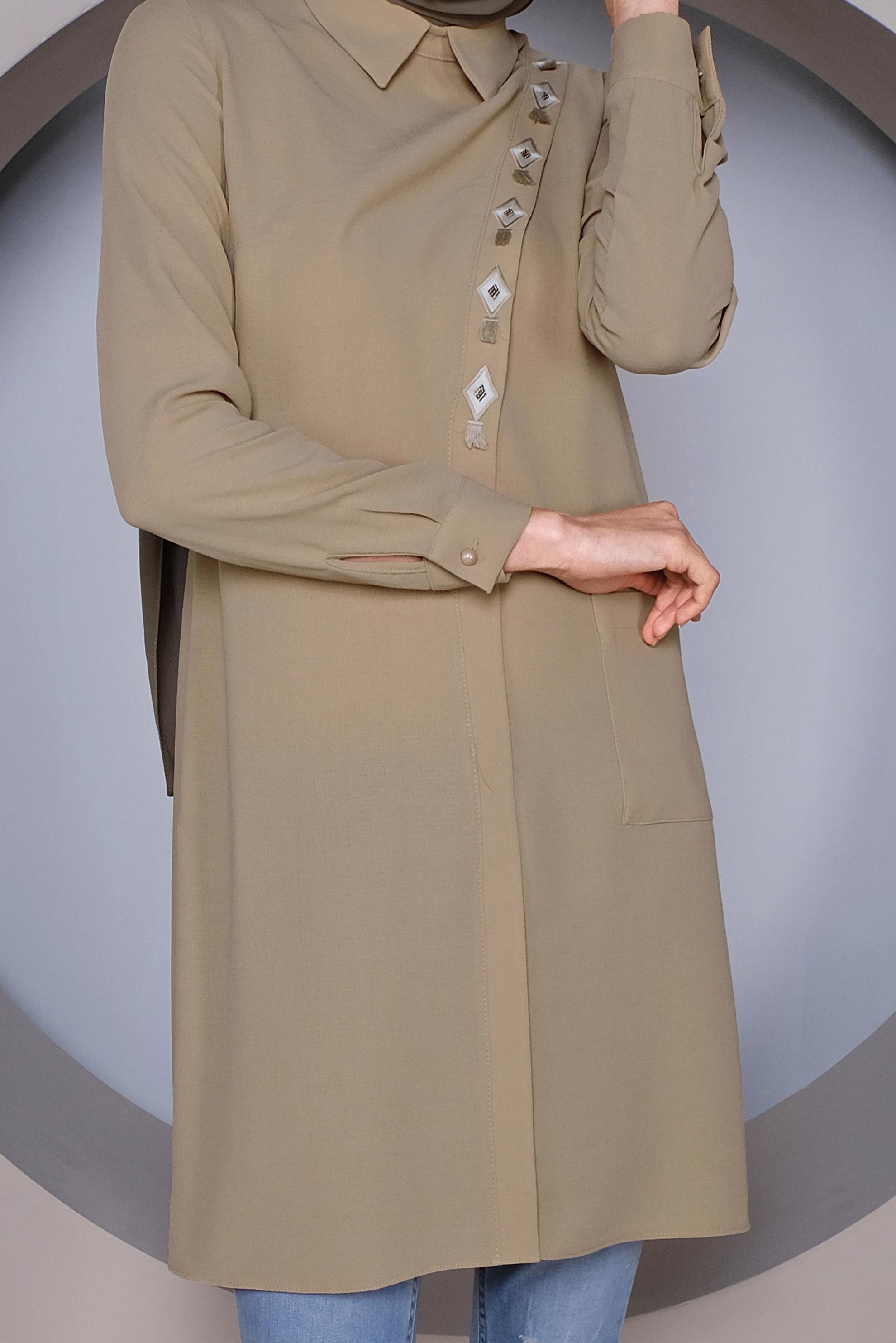 Tesettür giyim BEJ NAKIŞ İŞLEMELİ CEPLİ TUNİK 41345