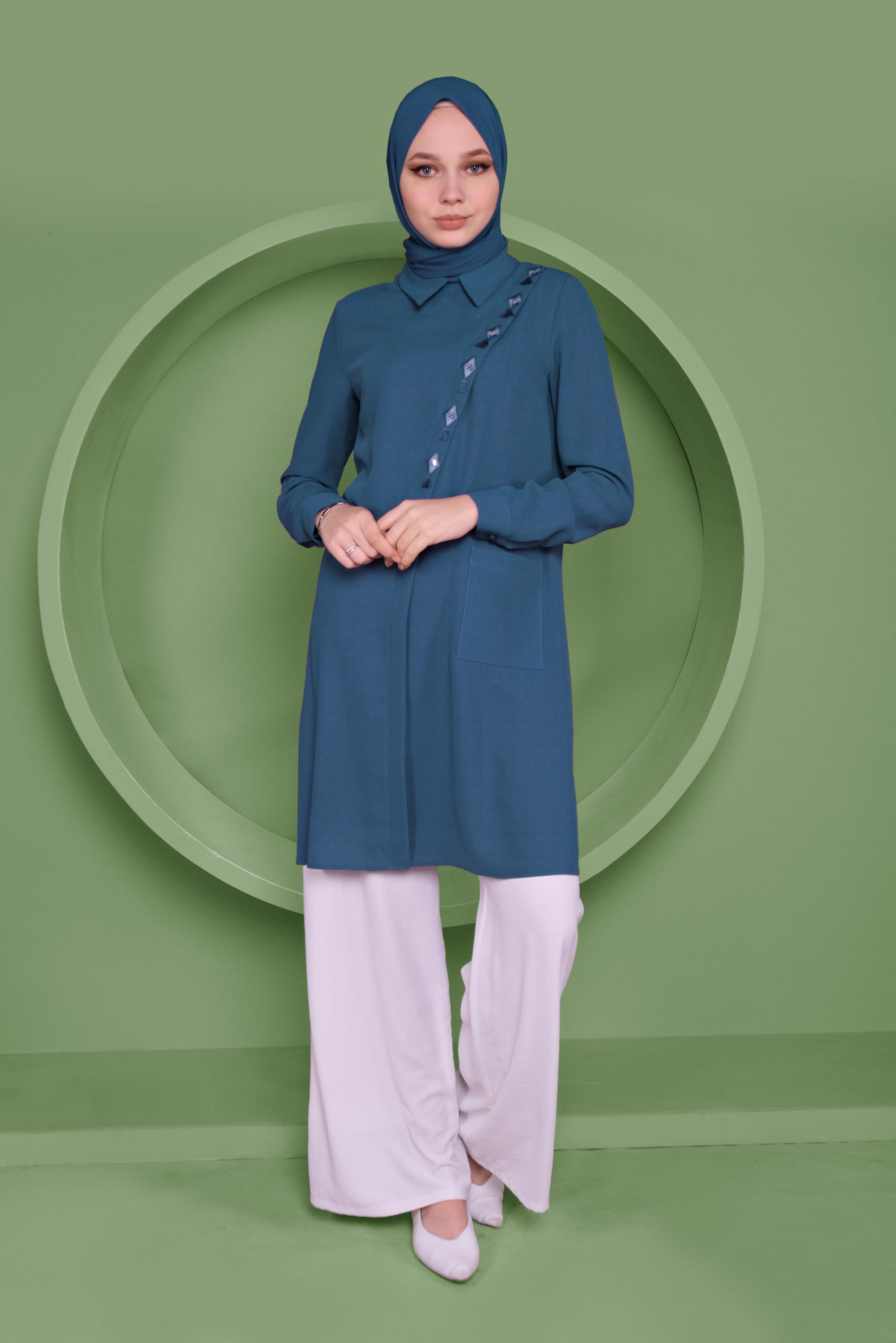 Tesettür giyim LACİVERT NAKIŞ İŞLEMELİ CEPLİ TUNİK 41345