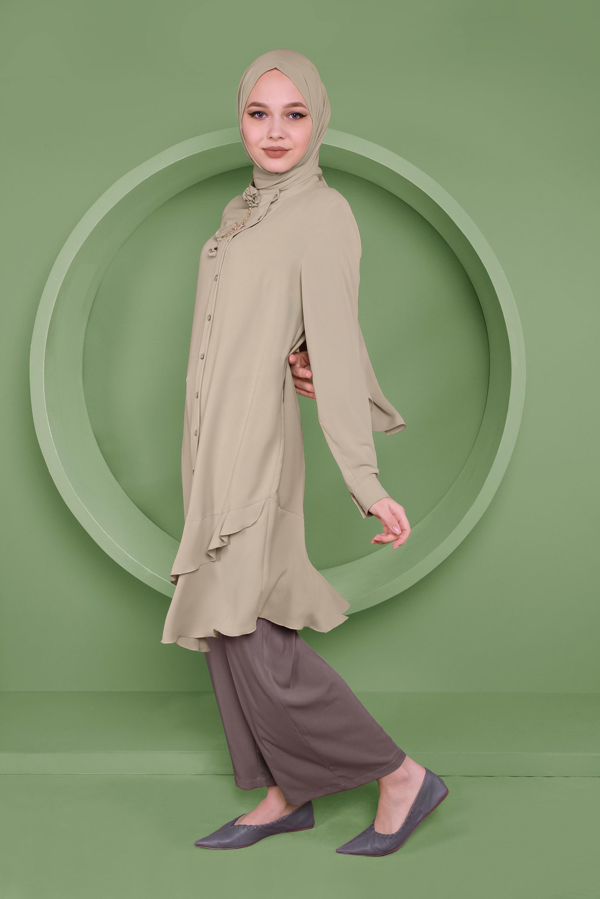 Tesettür giyim BEJ ETEKUCU FIRFIRLI ASİMETRİK KESİM TUNİK 41348