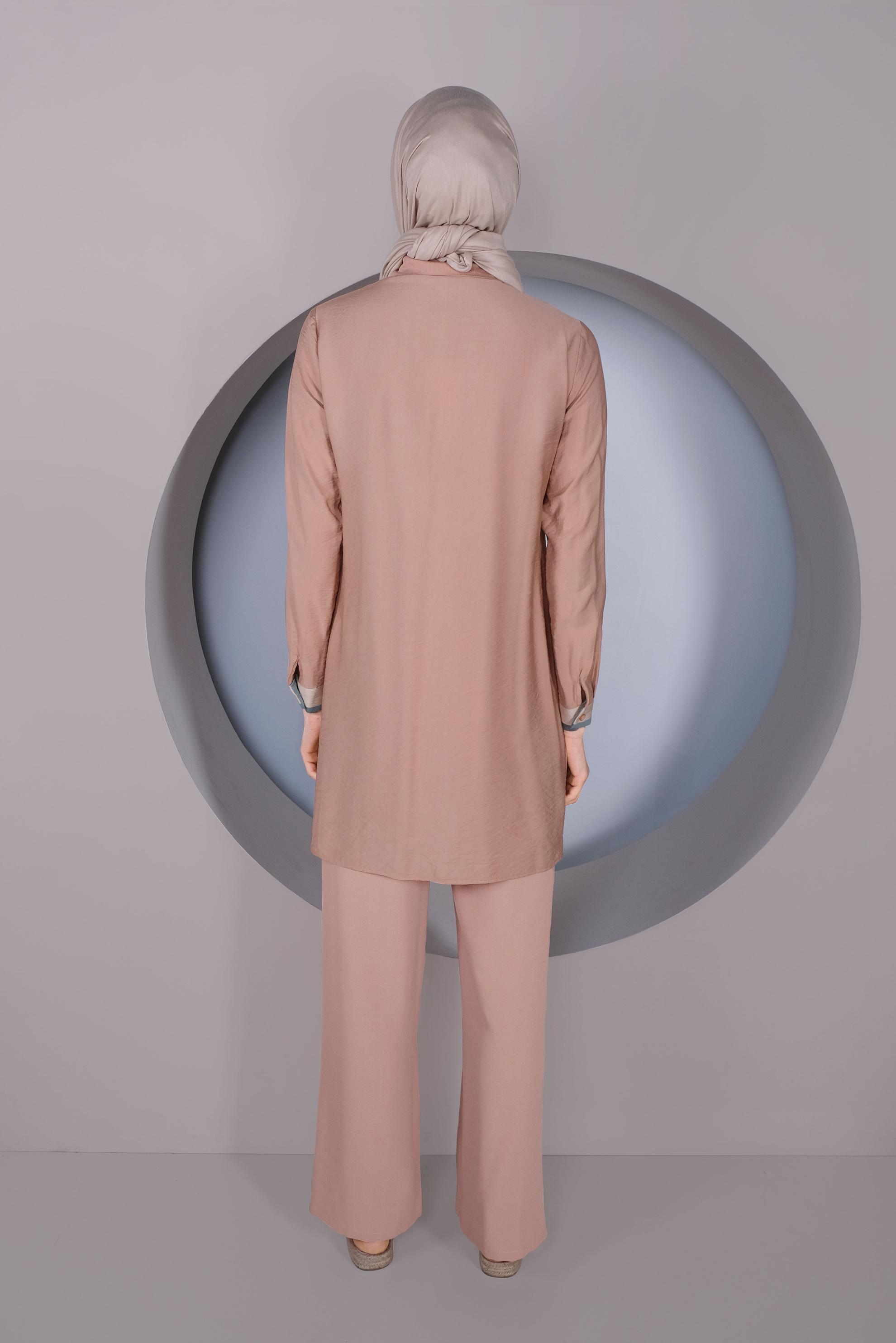 Tesettür giyim PUDRA CEP İŞLEMELİ DÜĞMELİ TUNİK 41350