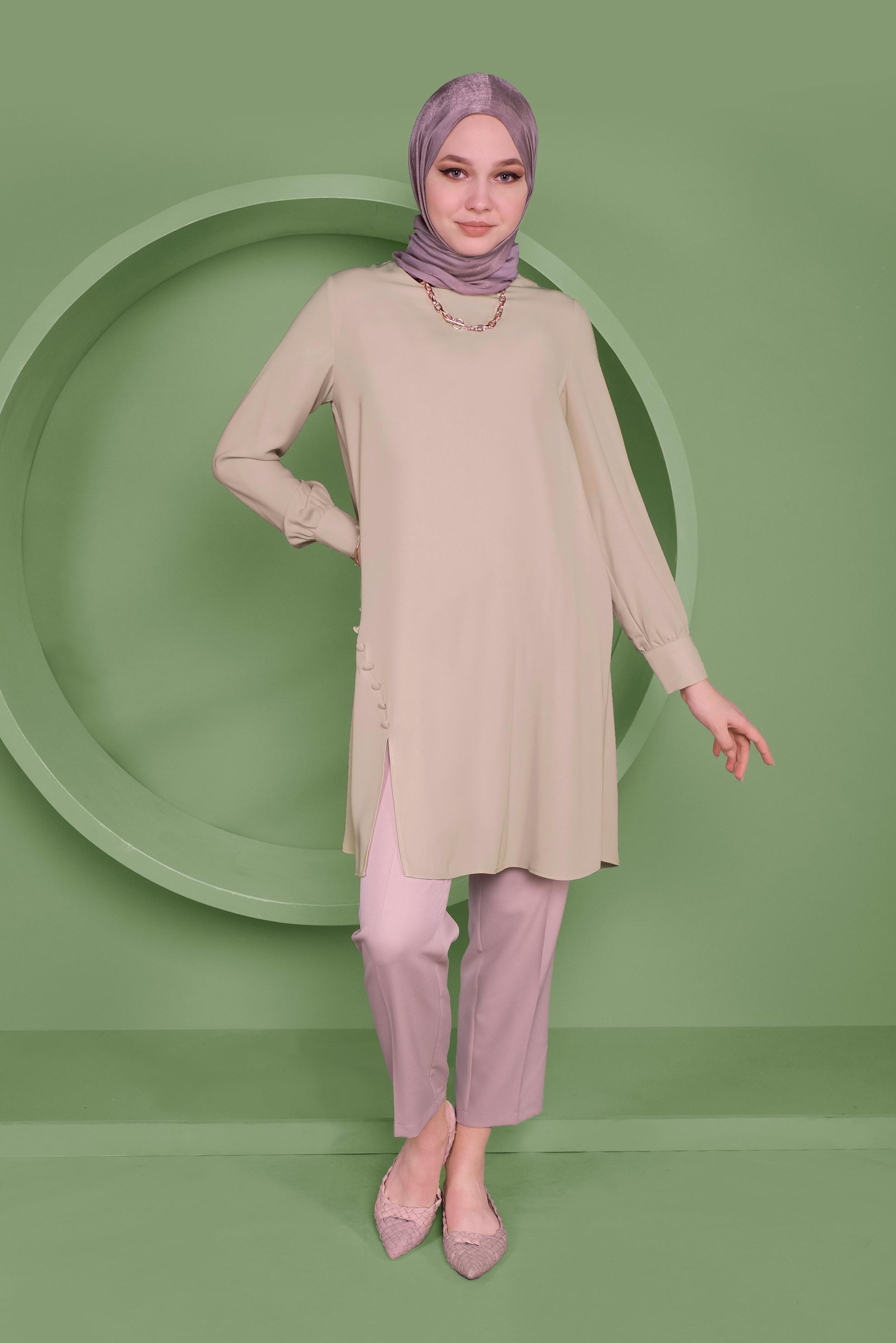 Tesettür giyim BEJ YANDAN DÜĞMELİ TUNİK 41351 