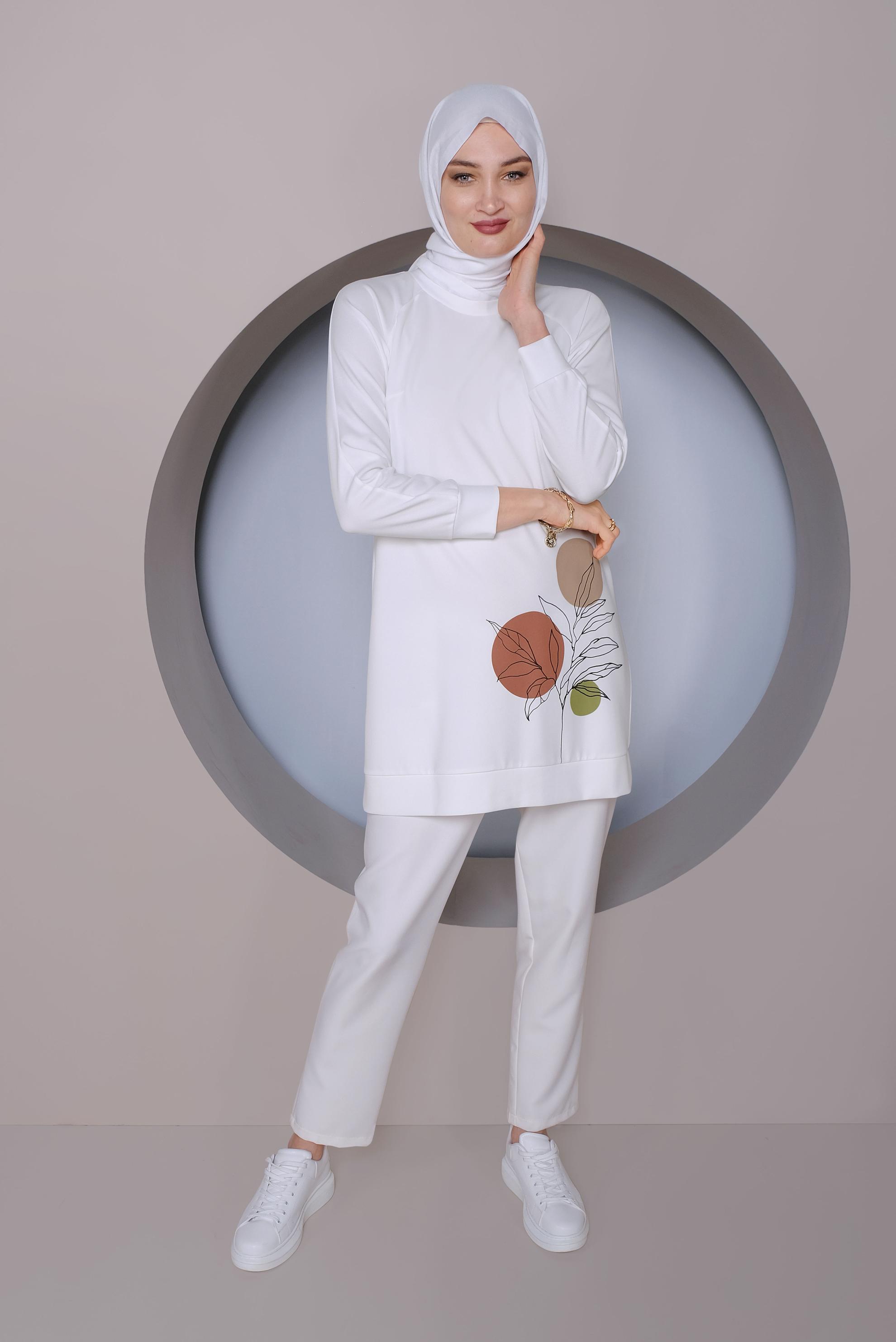 Tesettür giyim BEYAZ DESEN BASKILI TUNİK 41352