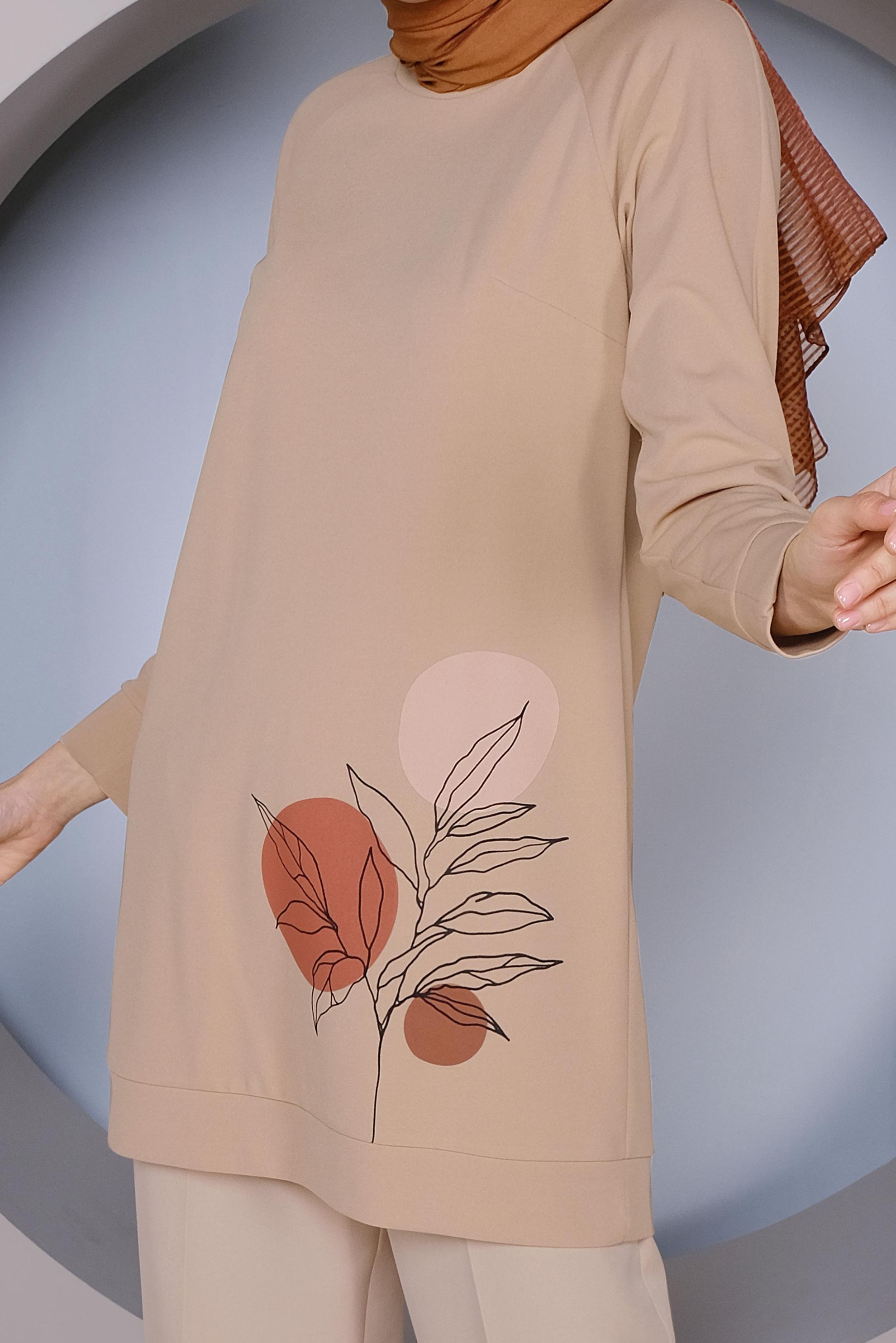 Tesettür giyim BEJ DESEN BASKILI TUNİK 41352