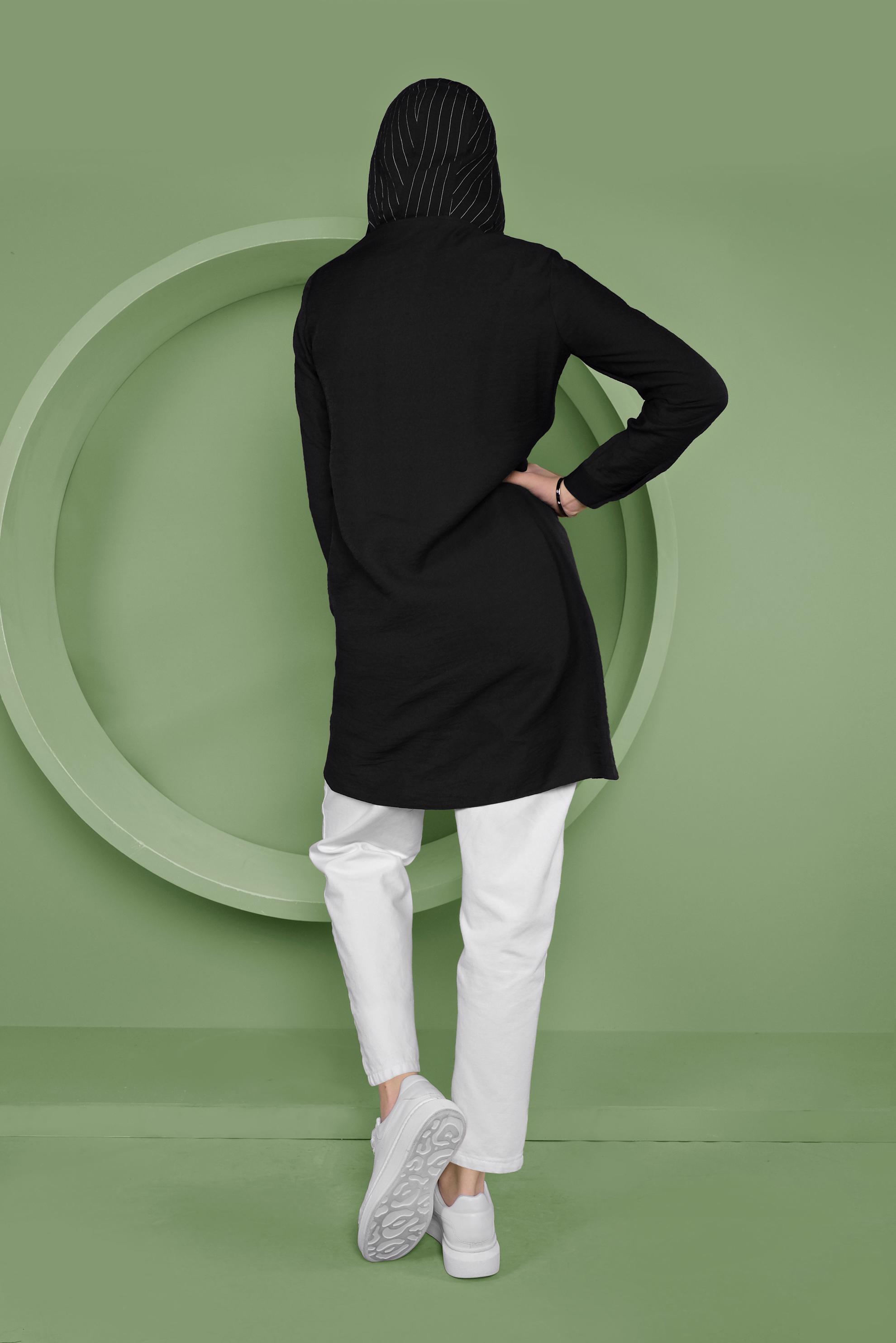 Tesettür giyim SİYAH KAPÜŞONLU DÜĞMELİ TUNİK 41365