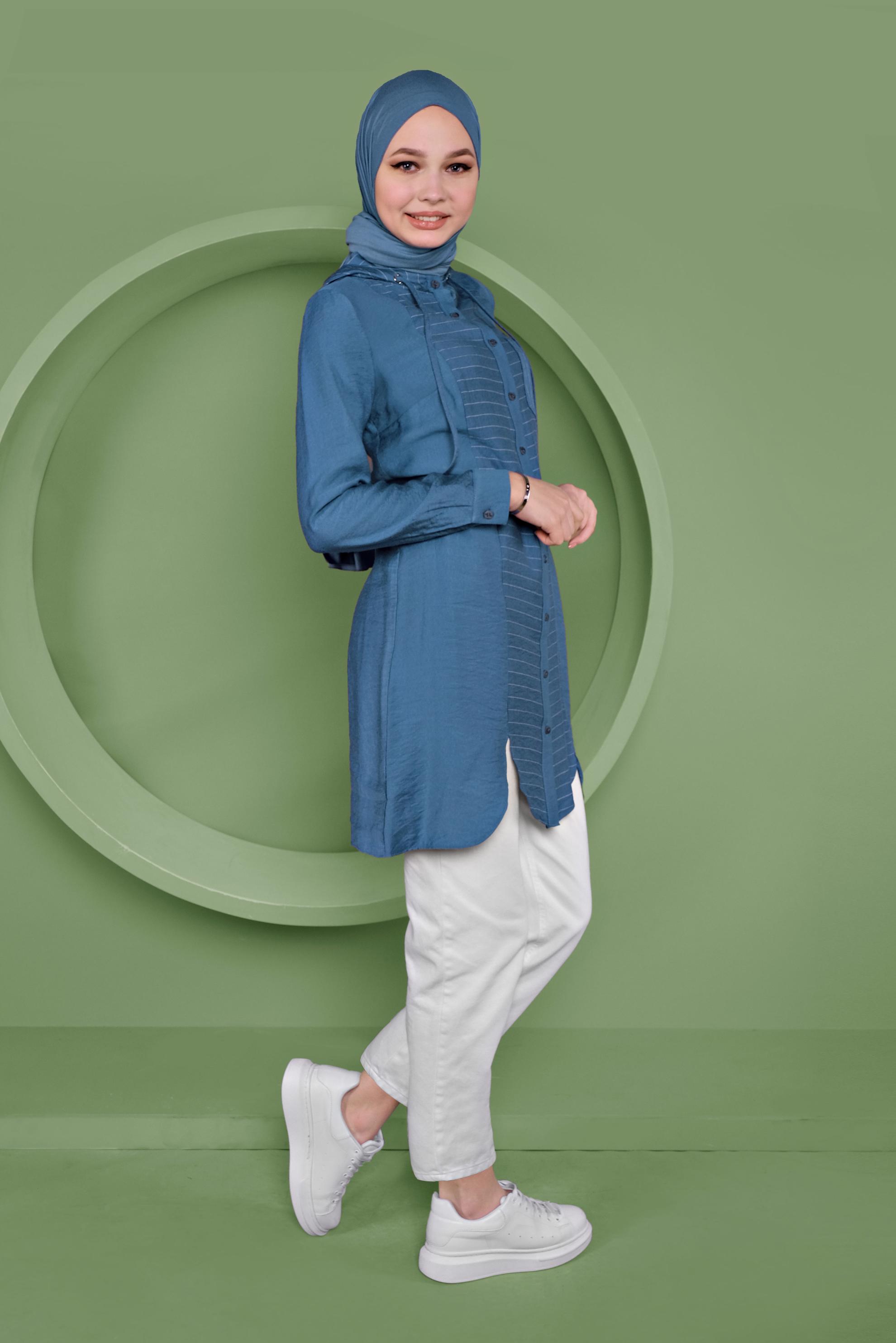 Tesettür giyim LACİVERT KAPÜŞONLU DÜĞMELİ TUNİK 41365